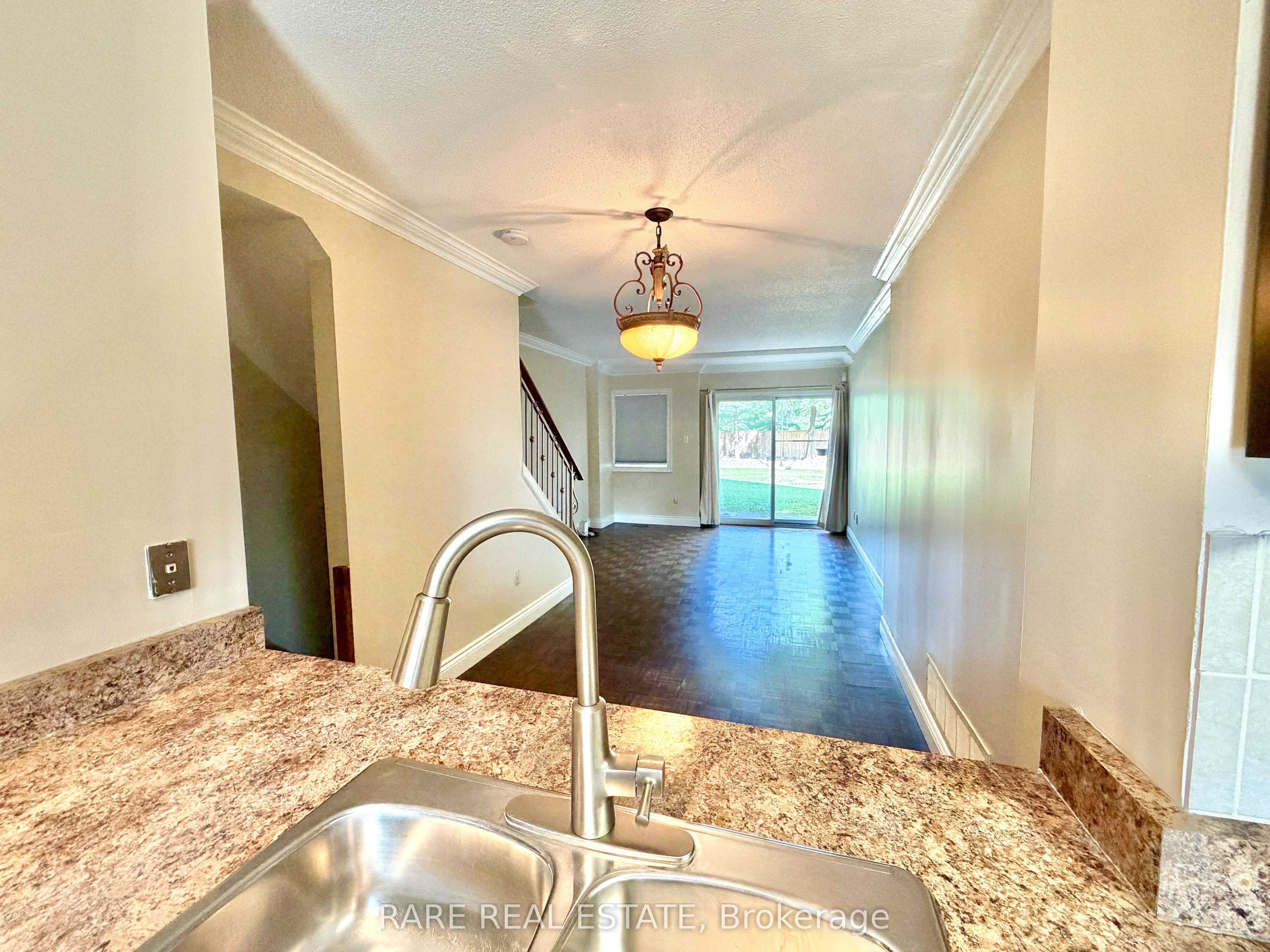 735 New Westminster Drive 77, Vaughan, ON L4J 7Y9 photo 5