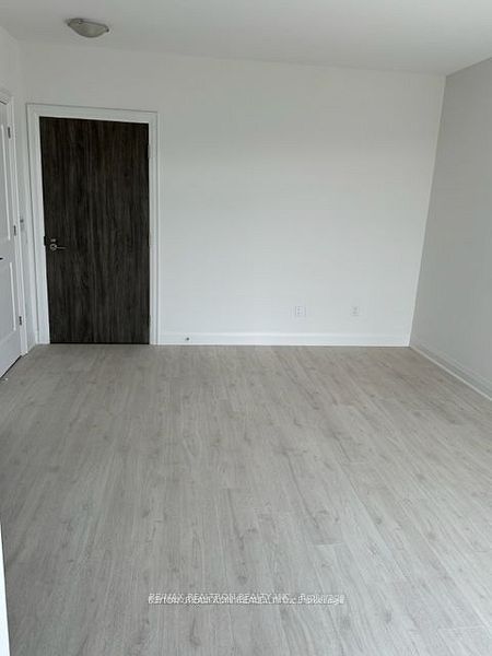 10 Gatineau Drive 703W, Vaughan, ON L4J 0L2 photo 3