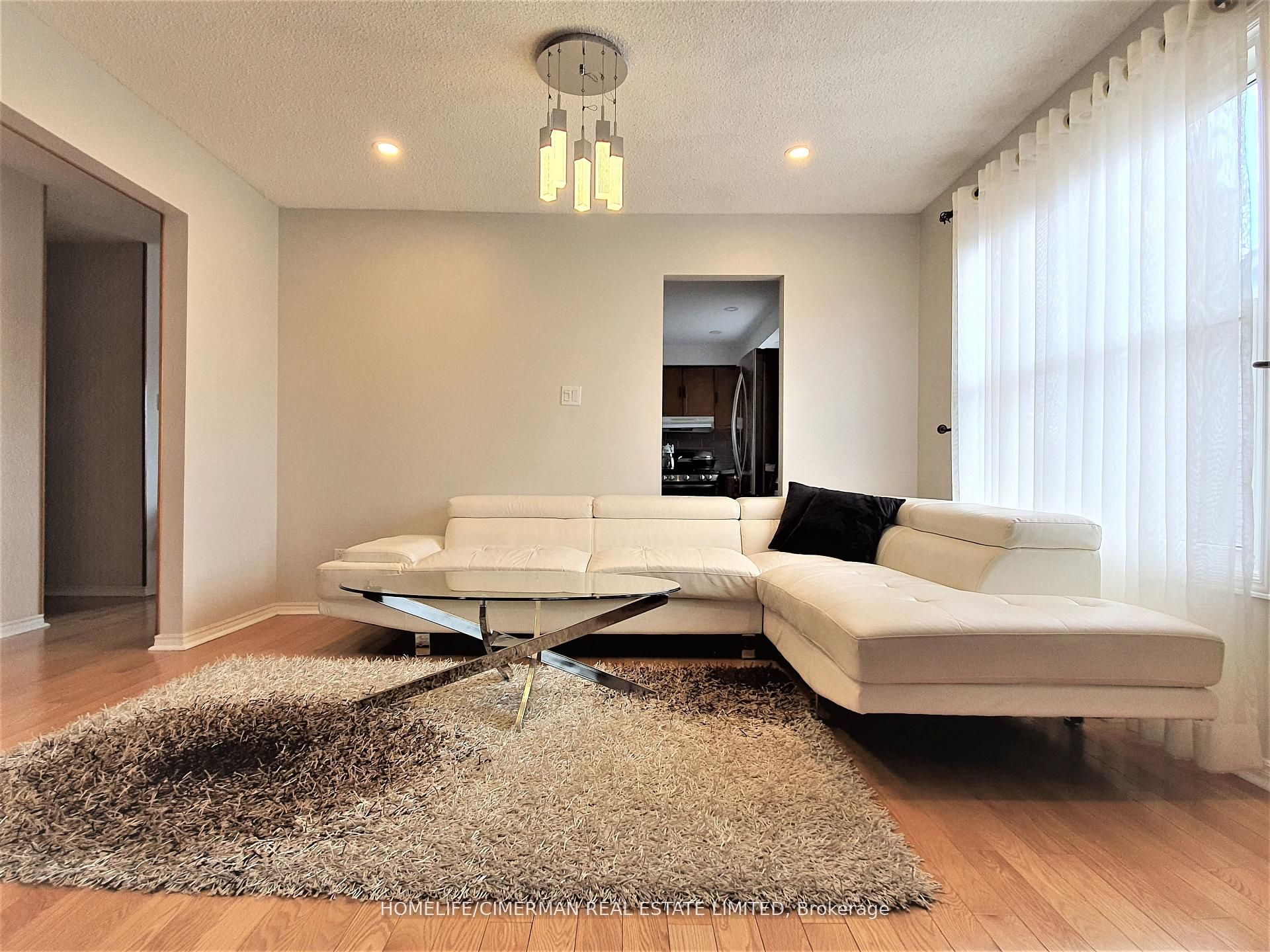 312 Harewood Boulevard UPPER, Newmarket, ON L3Y 6R3 photo 5