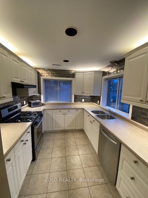 24 Coburn Crescent, New Tecumseth, ON L0G 1A0 photo 5