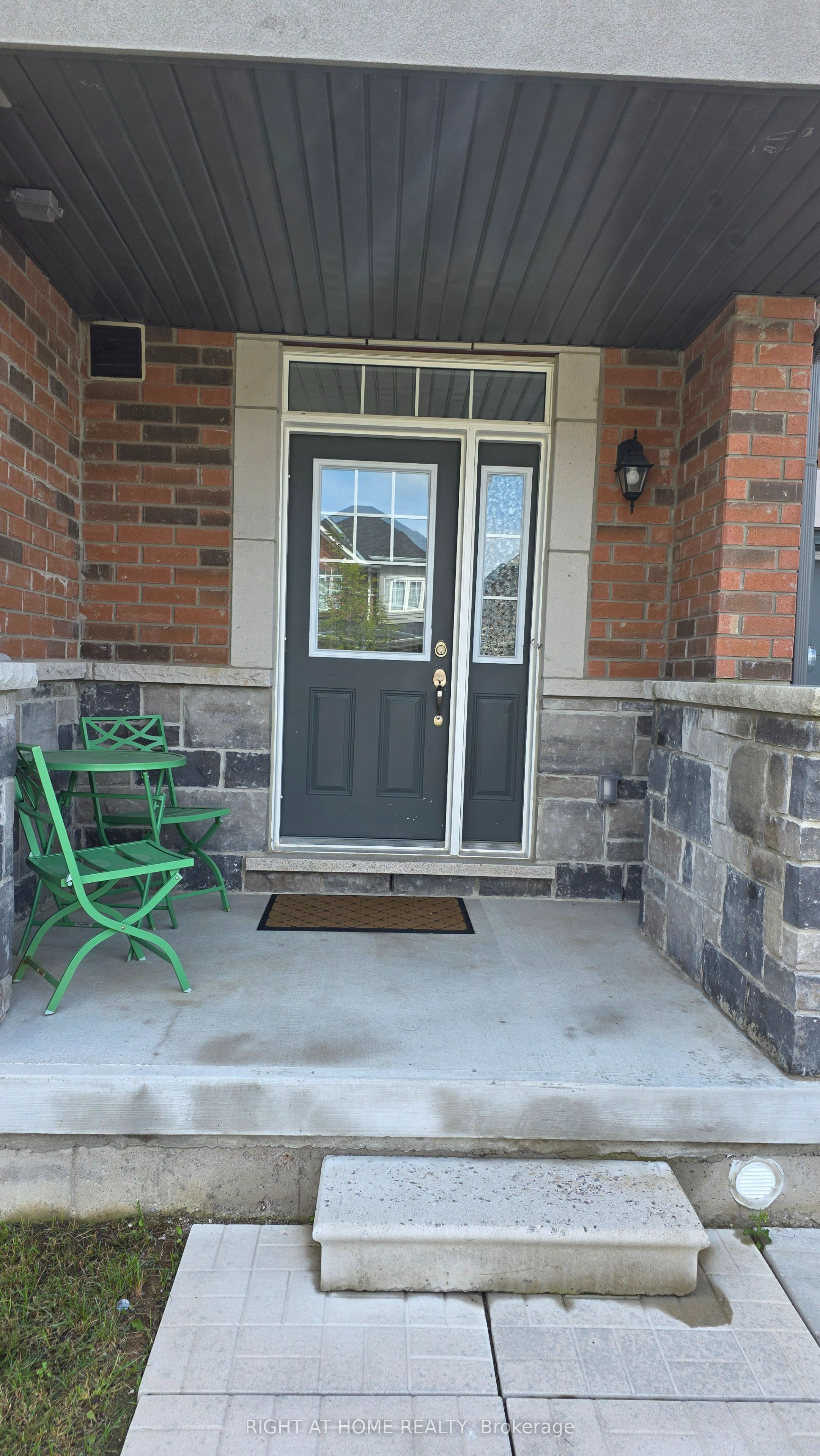 2257 Grainger Loop, Innisfil, ON L9S 0N1