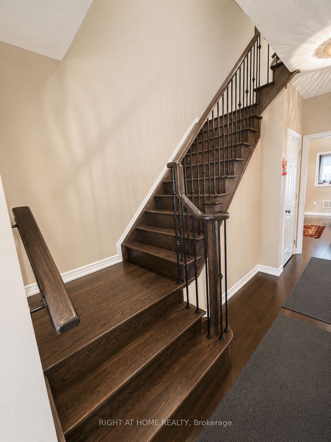 60 Zachary Place N, Vaughan, ON L4H 3S4 photo 5