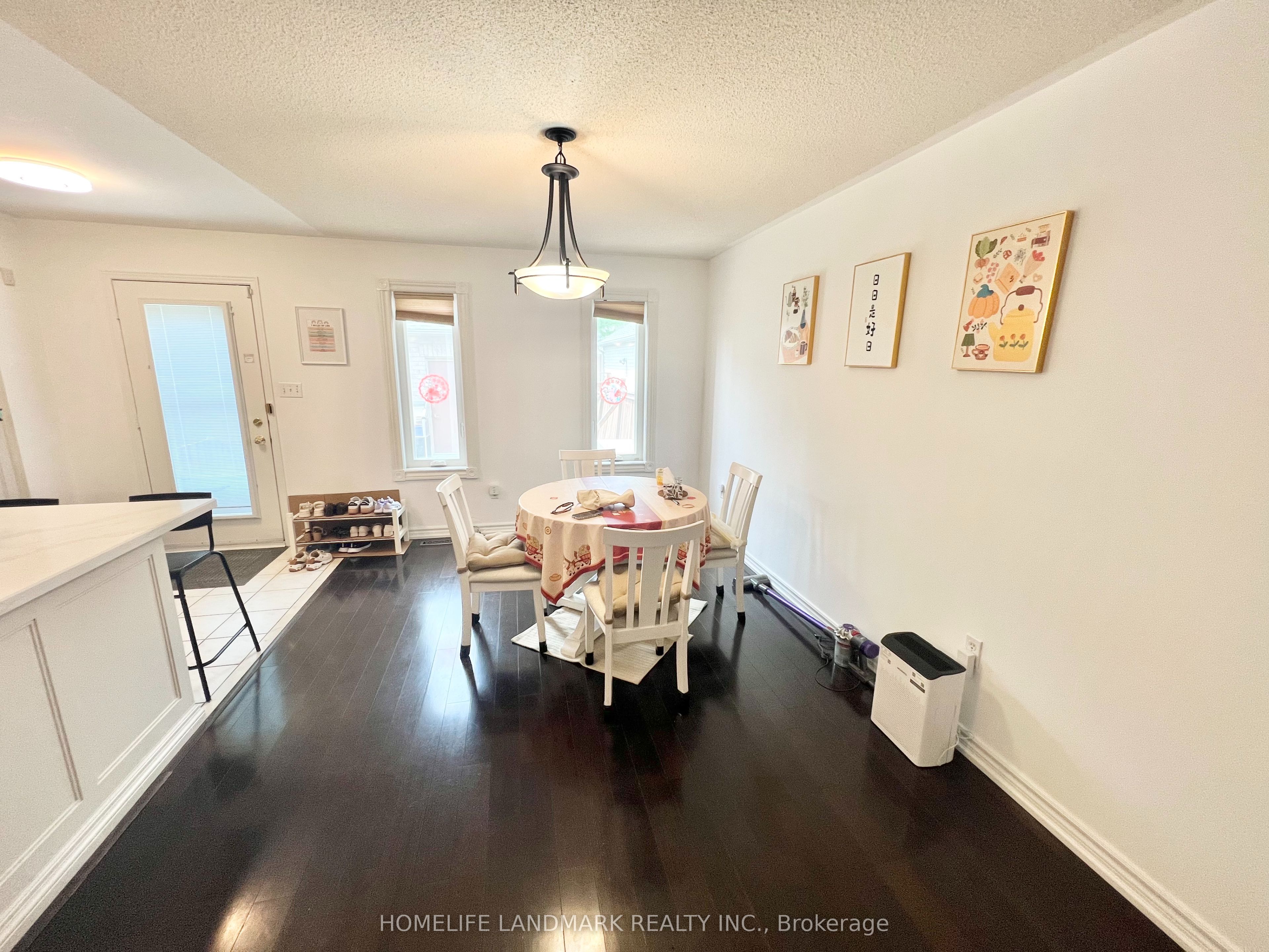 8 Baffin Court Unit B1, Richmond Hill, ON L4B 4J7 photo 4