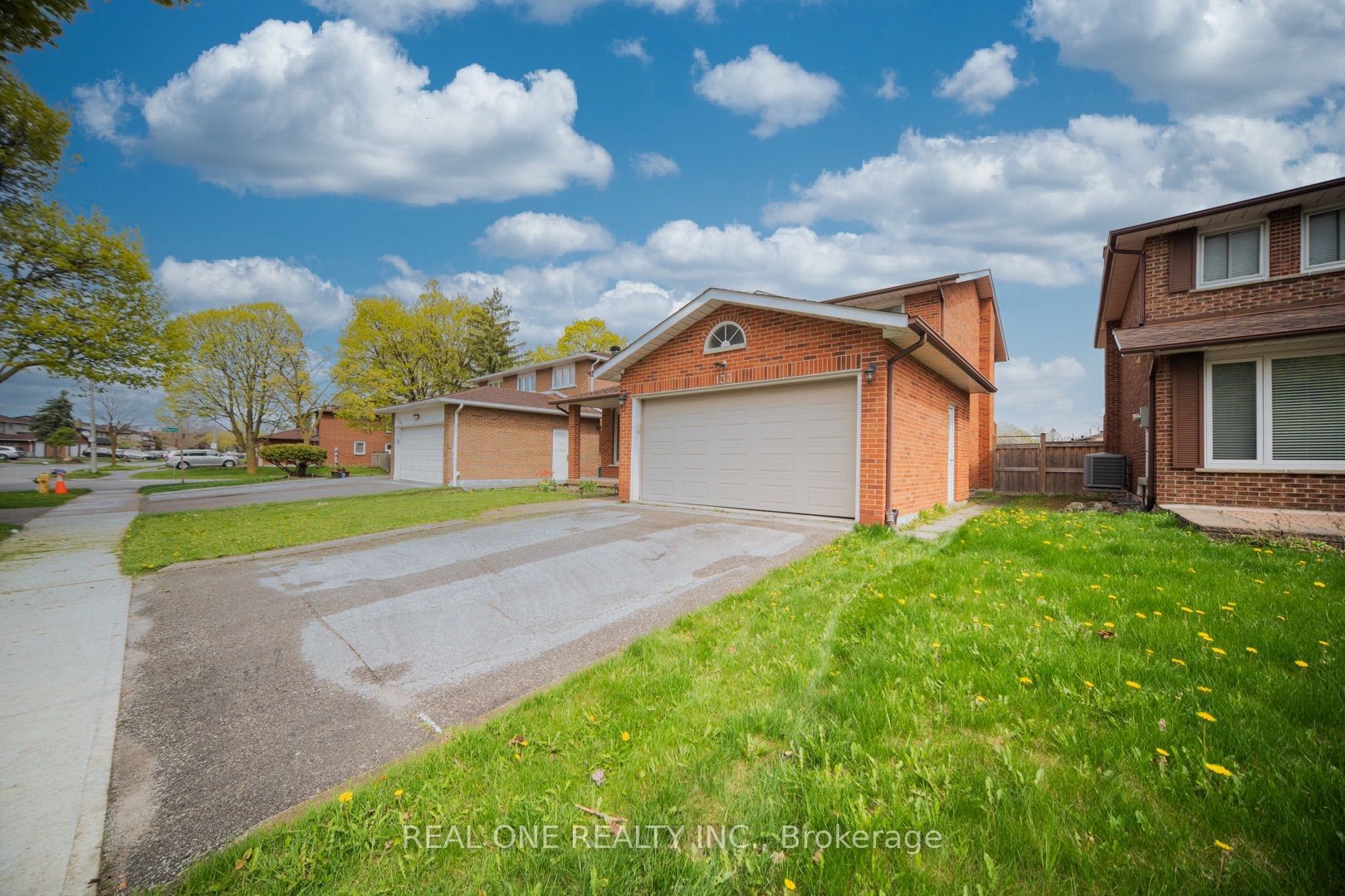 133 Risebrough Circuit, Markham, ON L3R 3E1 photo 3