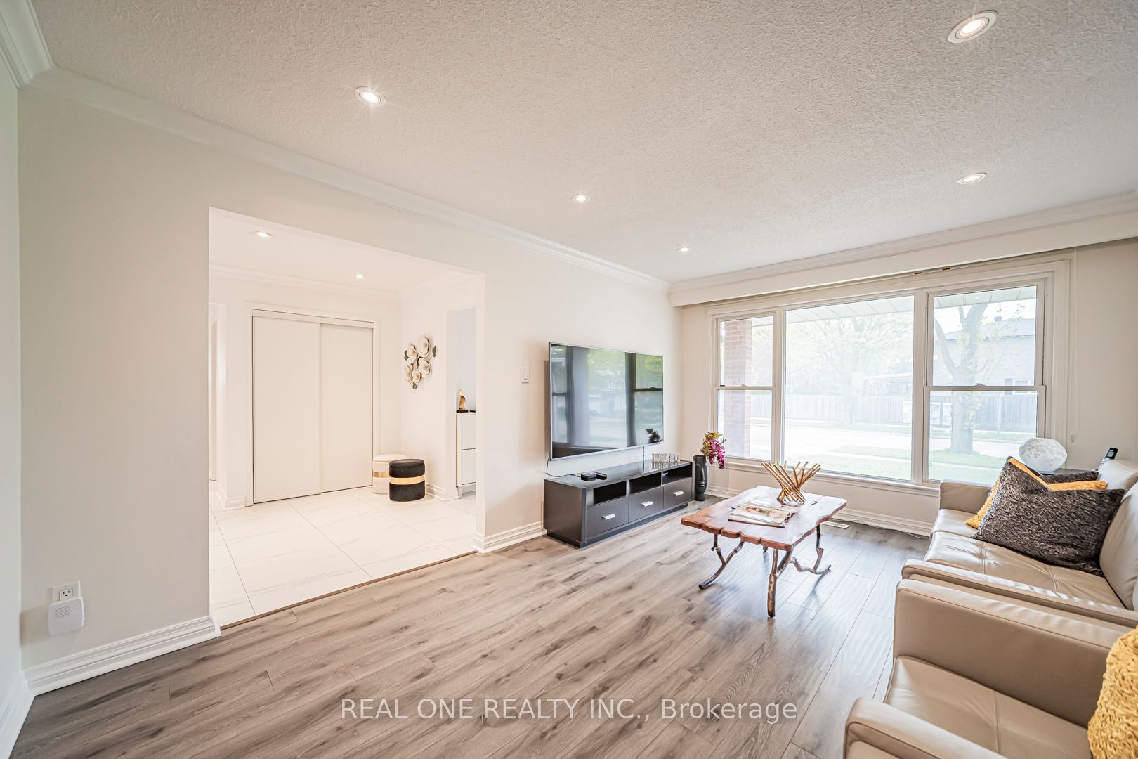133 Risebrough Circuit, Markham, ON L3R 3E1 photo 5