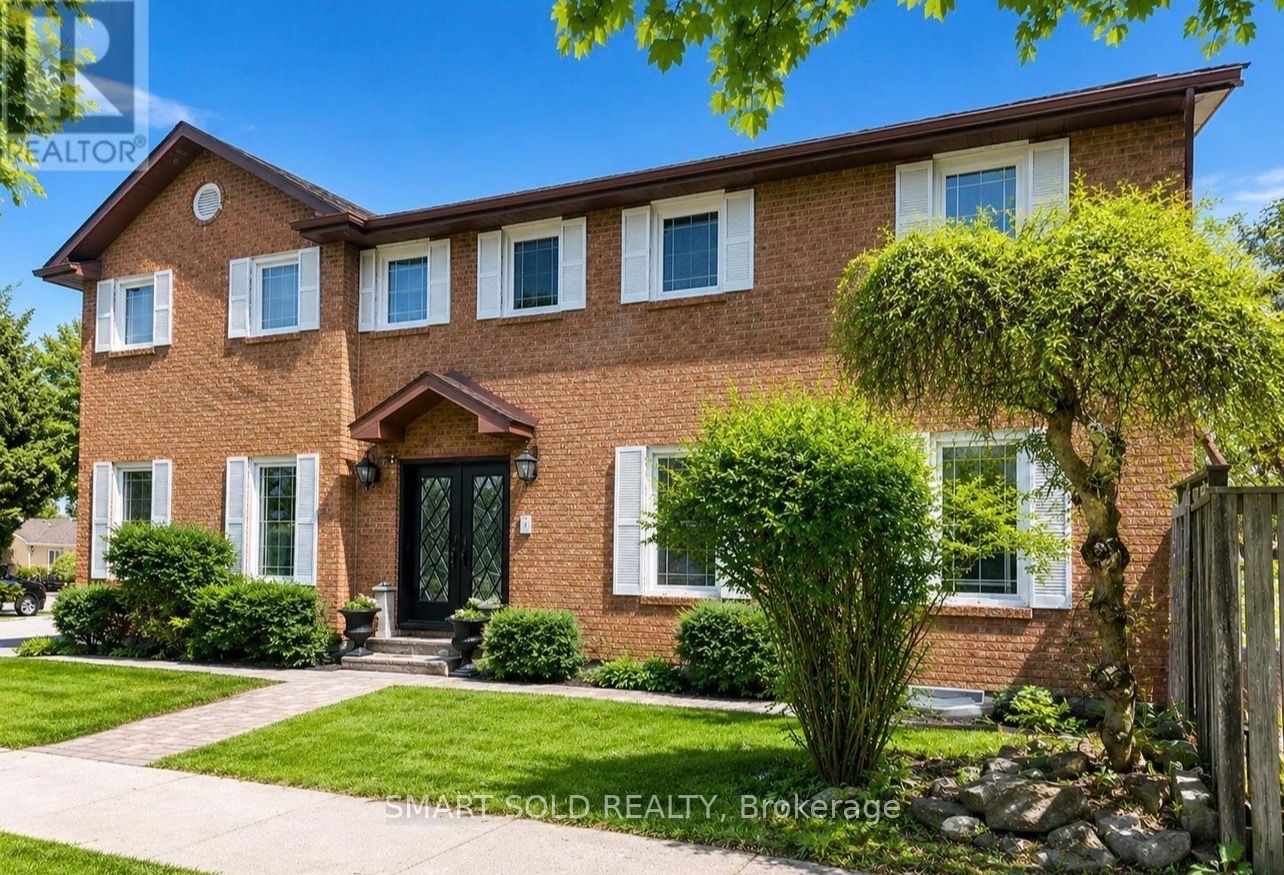 1 Tiffany Gate, Richmond Hill, ON L4C 6W7 photo 2