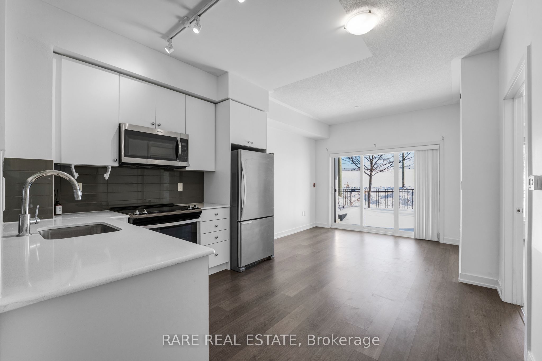 555 William Graham Drive 115, Aurora, ON L4G 7C4 photo 2