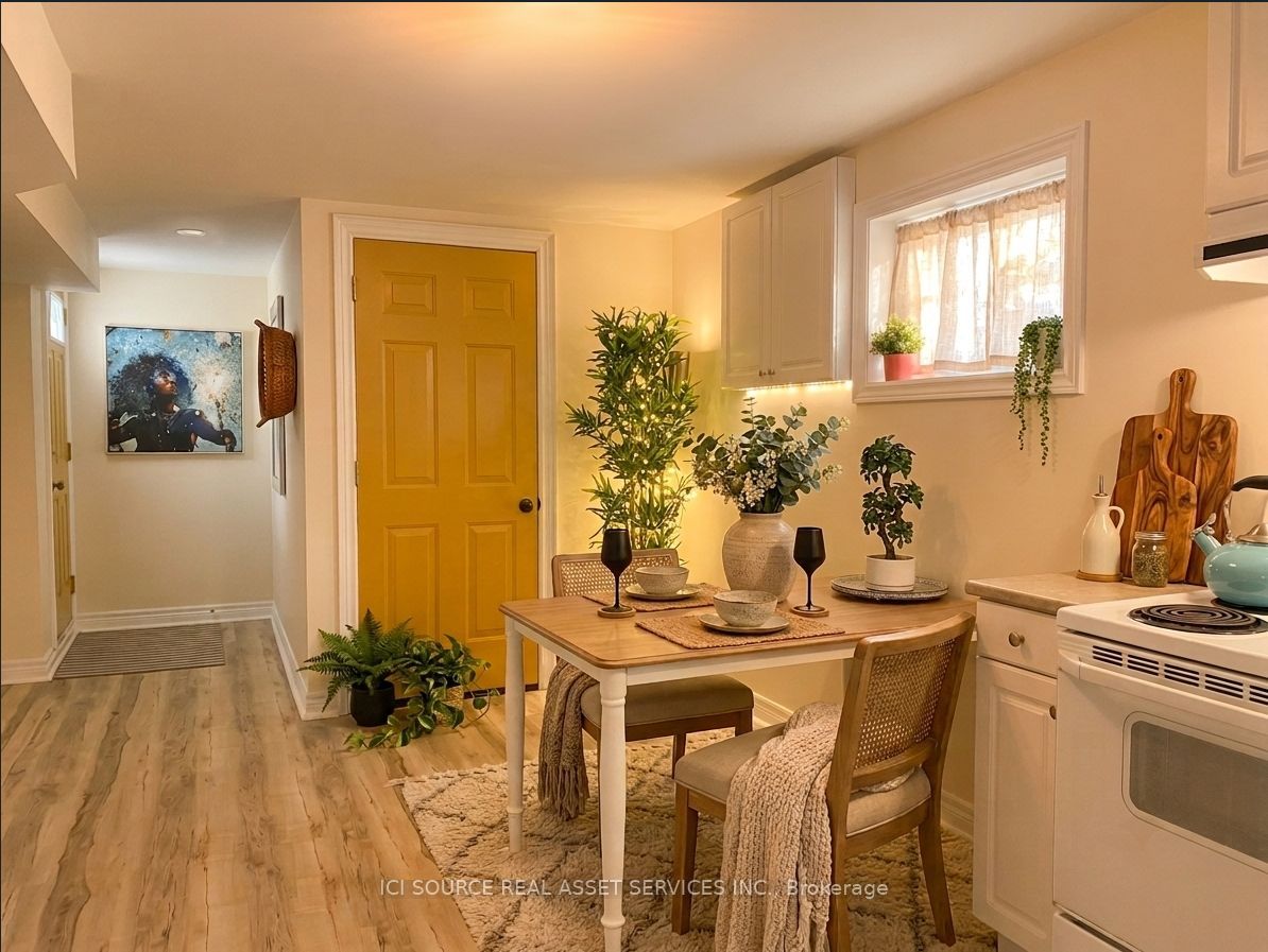 111 Tall Grass Trail Lower, Vaughan, ON L4L 3J3