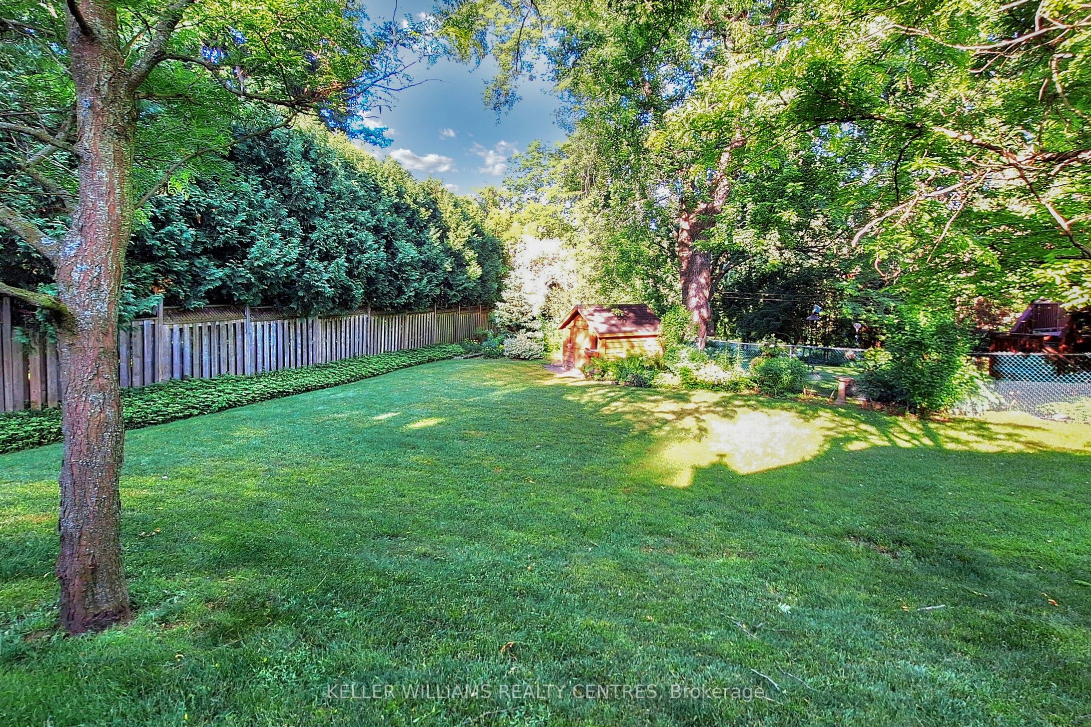 27 Hawthorne Lane, Aurora, ON L4G 3K8 photo 5