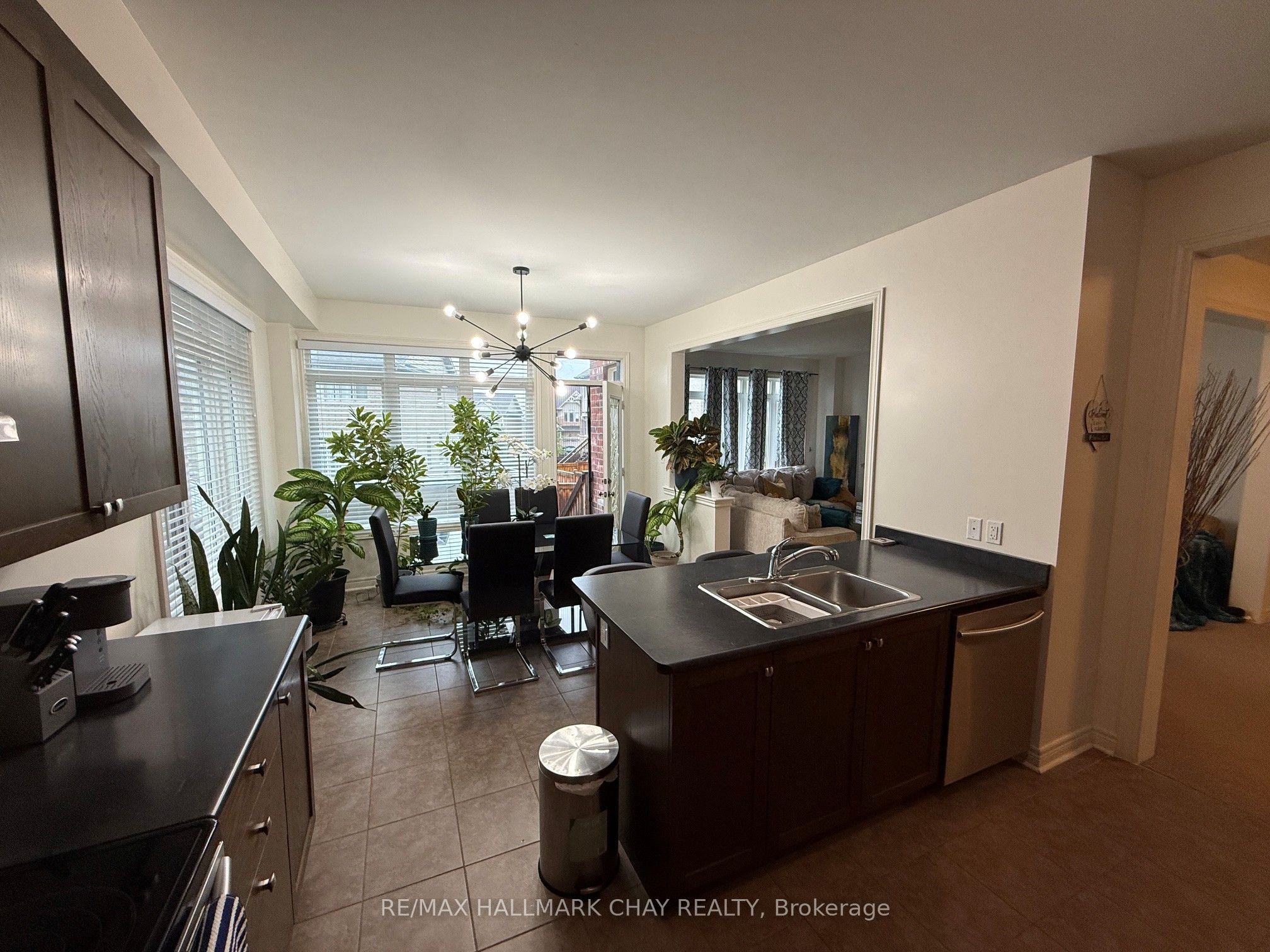 80 Treetops Boulevard, New Tecumseth, ON L9R 0T2 photo 5