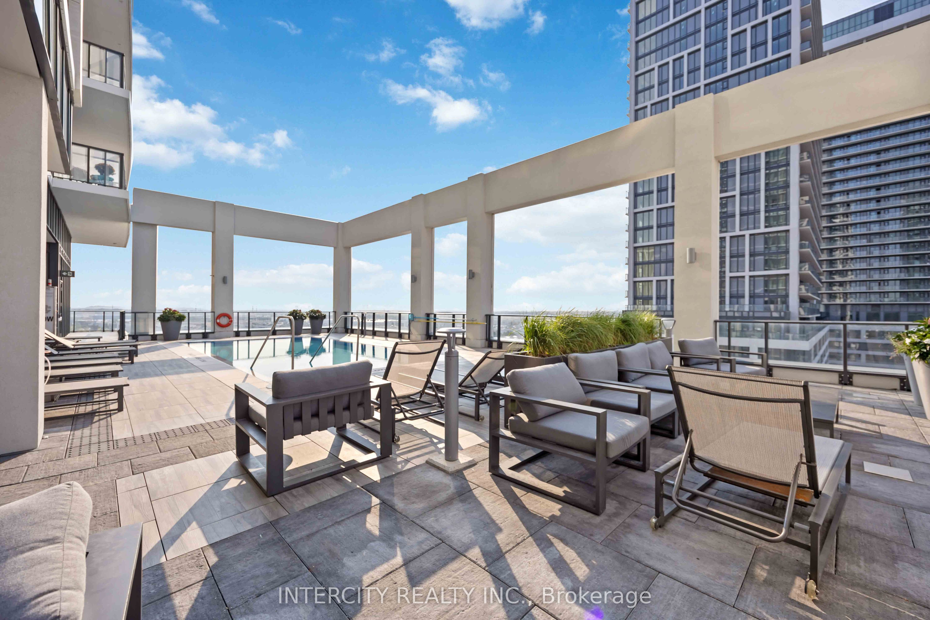 9000 Jane Street 523, Vaughan, ON L4K 2M9 photo 3