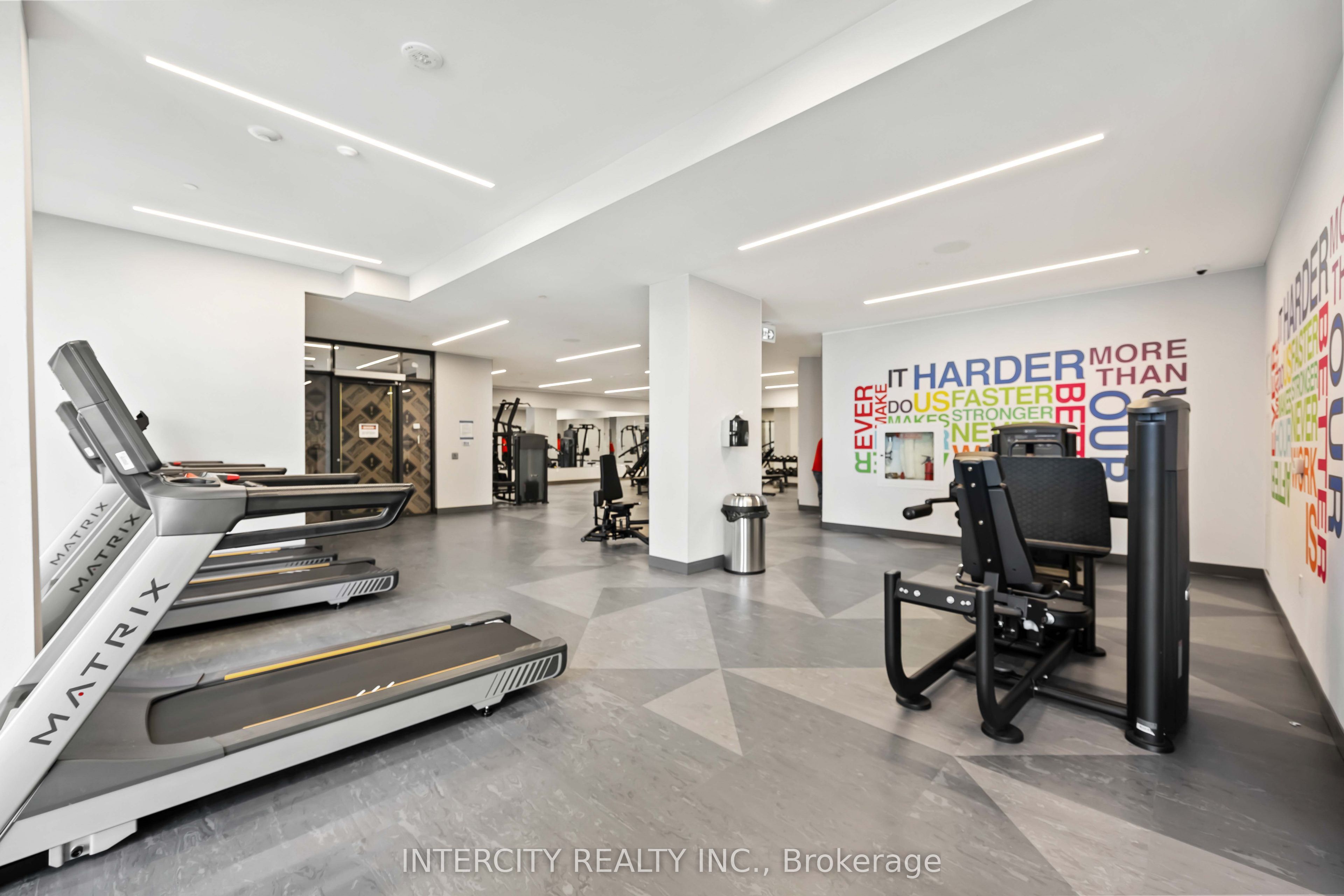 9000 Jane Street 523, Vaughan, ON L4K 2M9 photo 5