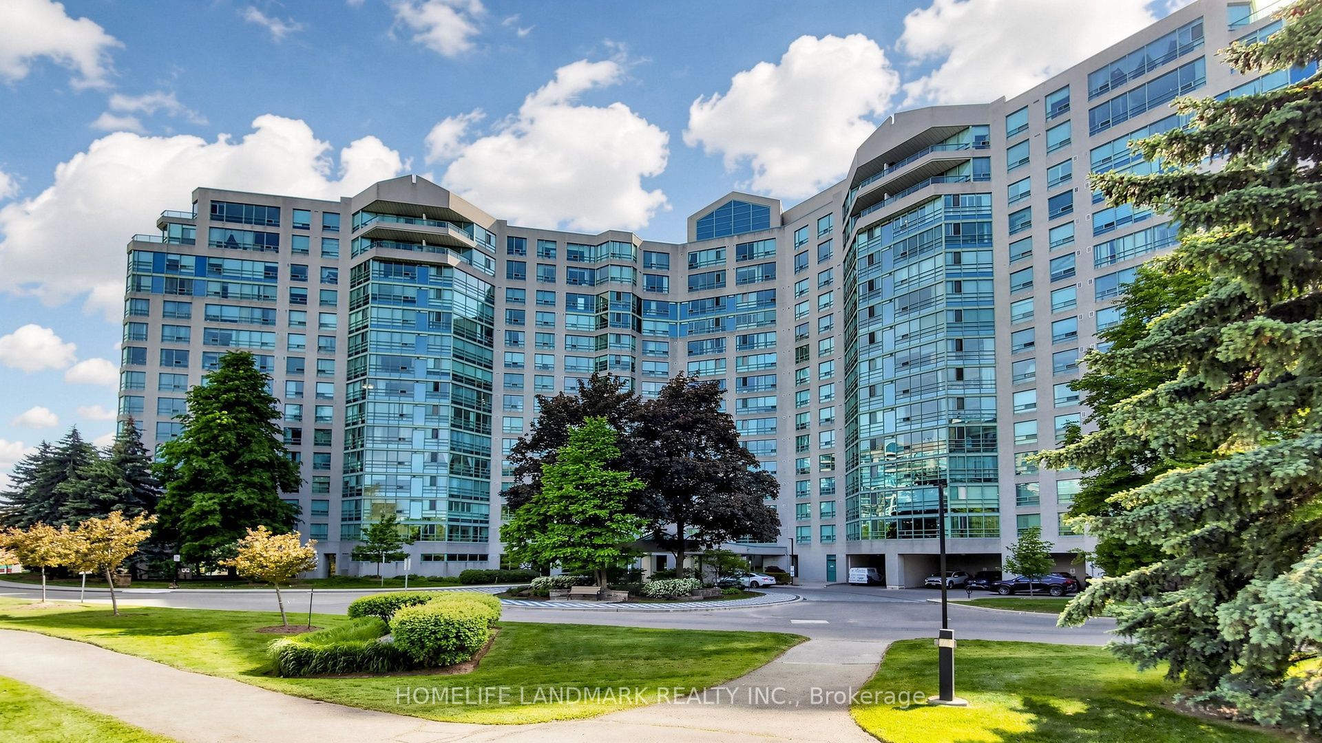 7805 Bayview Avenue 913, Markham, ON L3T 7N1 photo 2