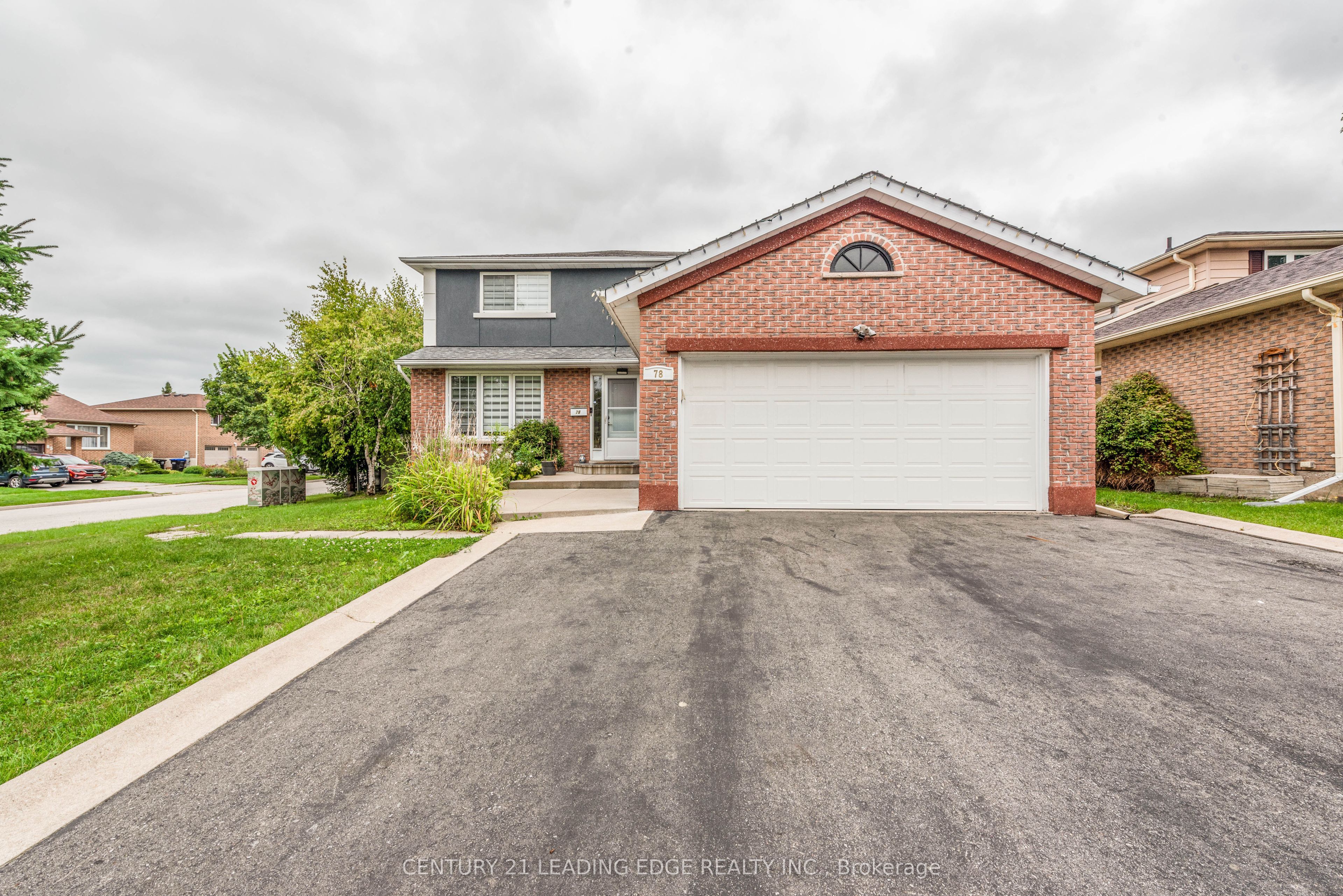 78 Crown Crescent, Bradford West Gwillimbury, ON L3Z 2M1