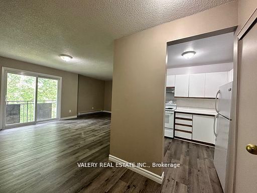 7 Lowndes Avenue 12, Georgina, ON L4P 4C5 photo 5