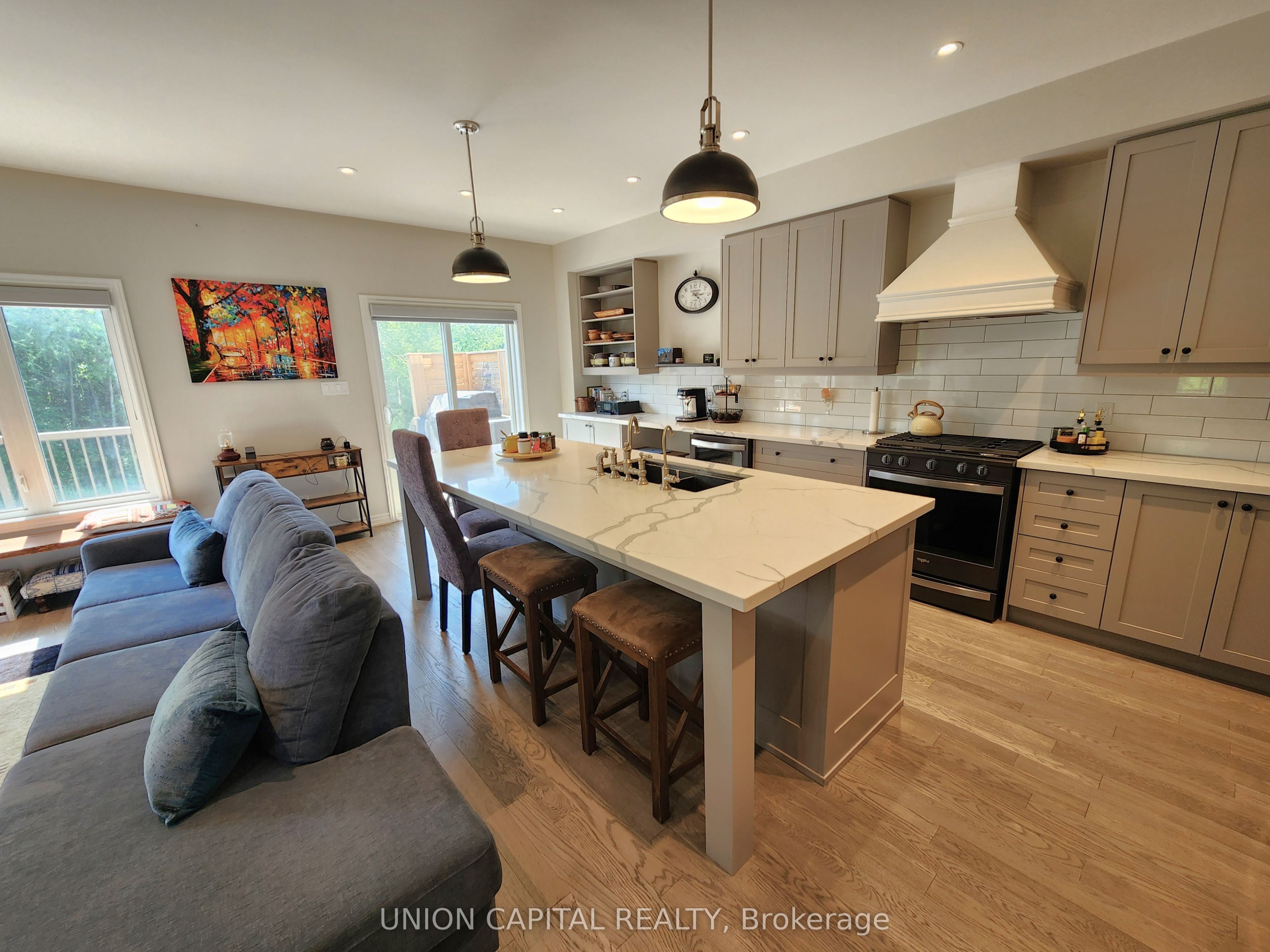 47 Gord Matthews Way, Uxbridge, ON L9P 0E9 photo 4