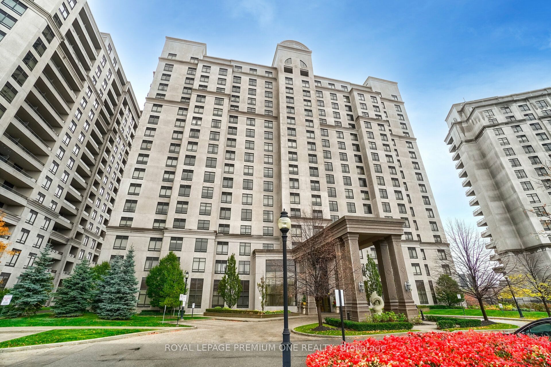 9245 Jane Street 601, Vaughan, ON L6A 0J9