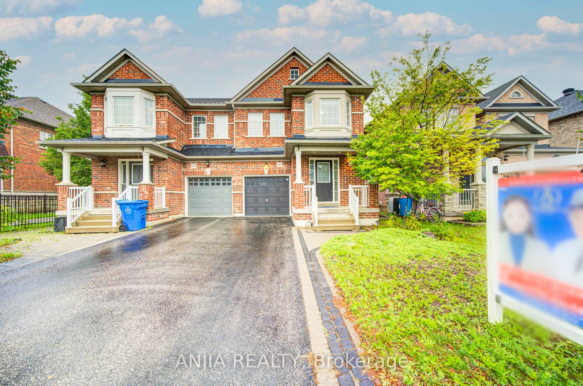 88 Cabin Trail Crescent, Whitchurch-Stouffville, ON L4A 0S7