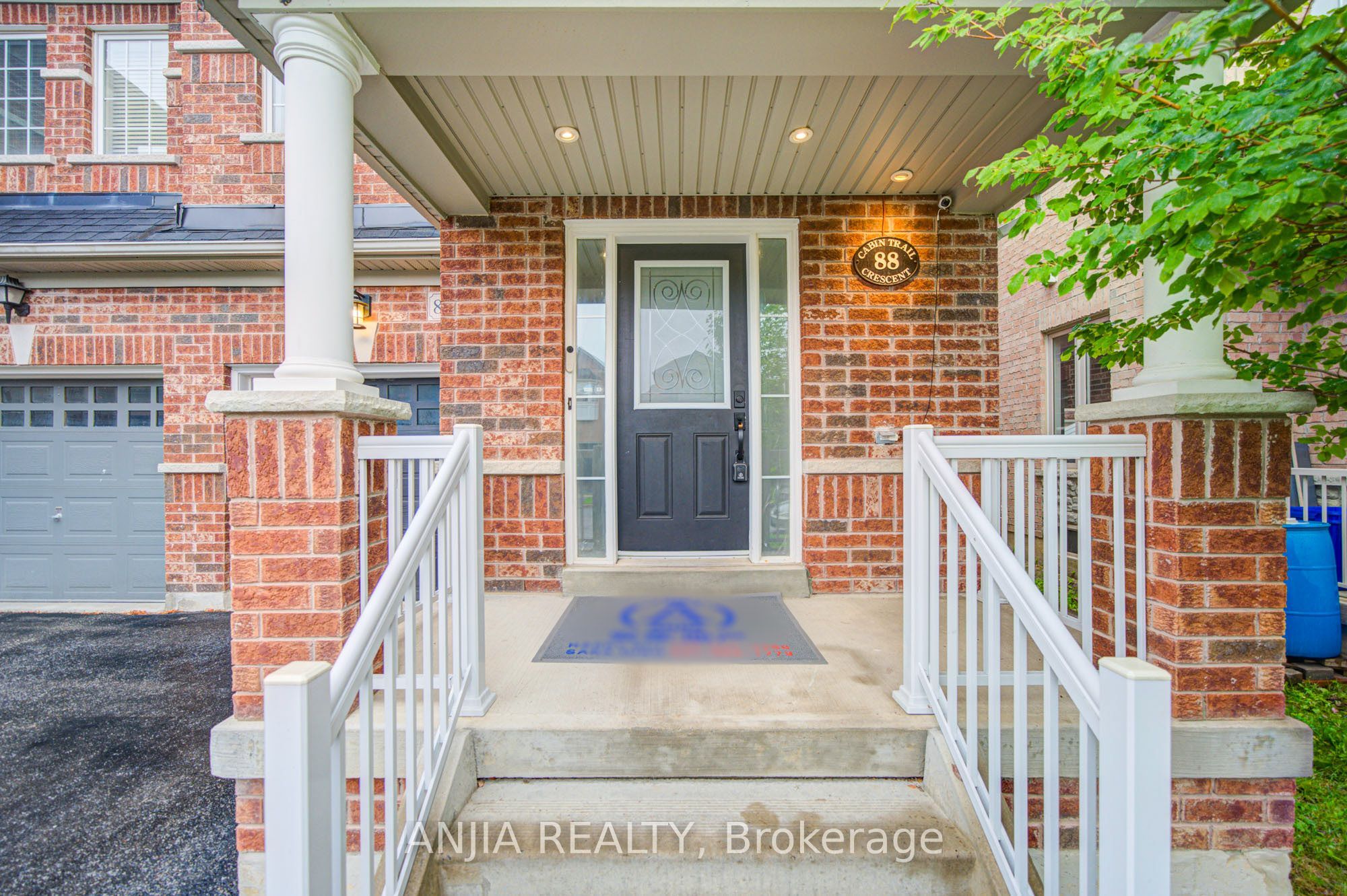 88 Cabin Trail Crescent, Whitchurch-Stouffville, ON L4A 0S7 photo 3