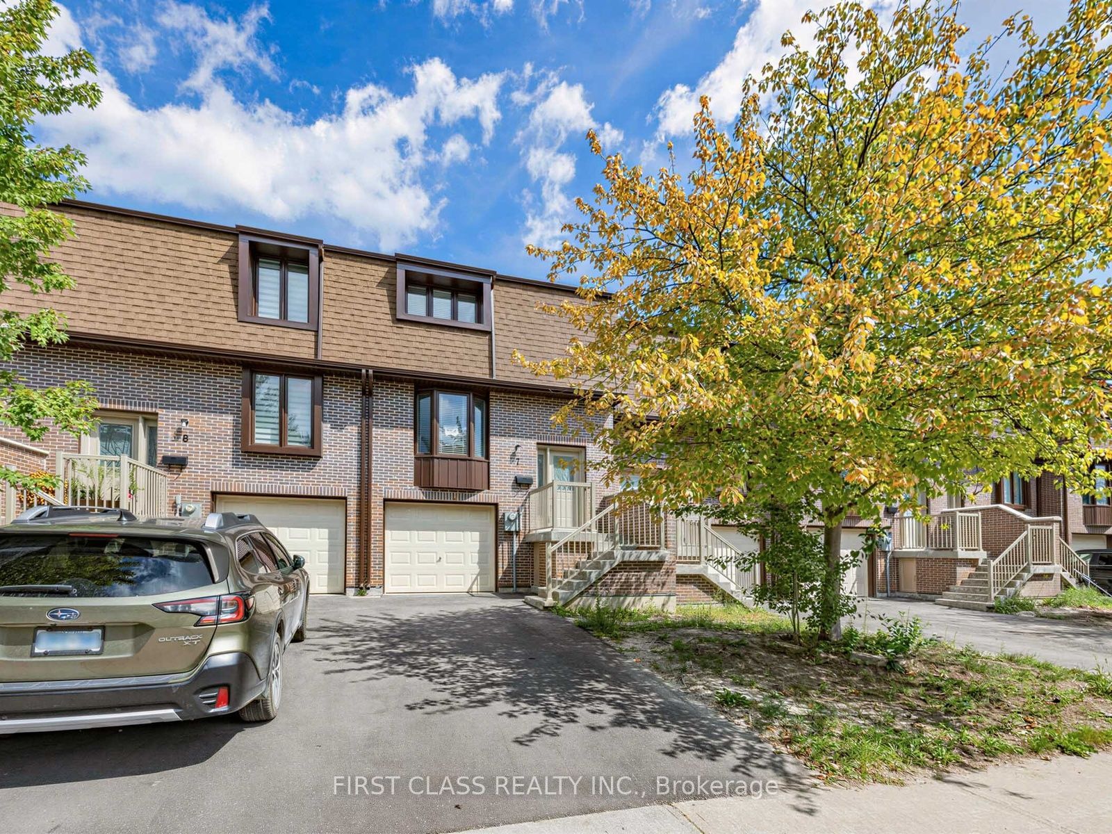 11 Plaisance Road Unit 7, Richmond Hill, ON L4C 5H1 photo 2