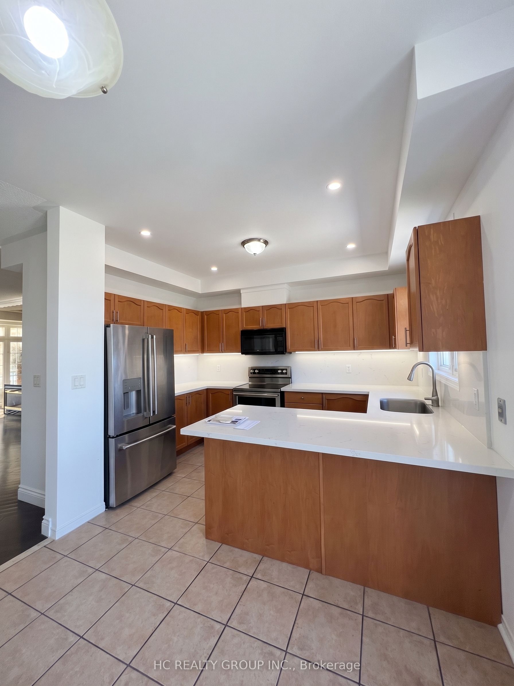 10 Post Oak Drive 19, Richmond Hill, ON L4E 4H8 photo 5