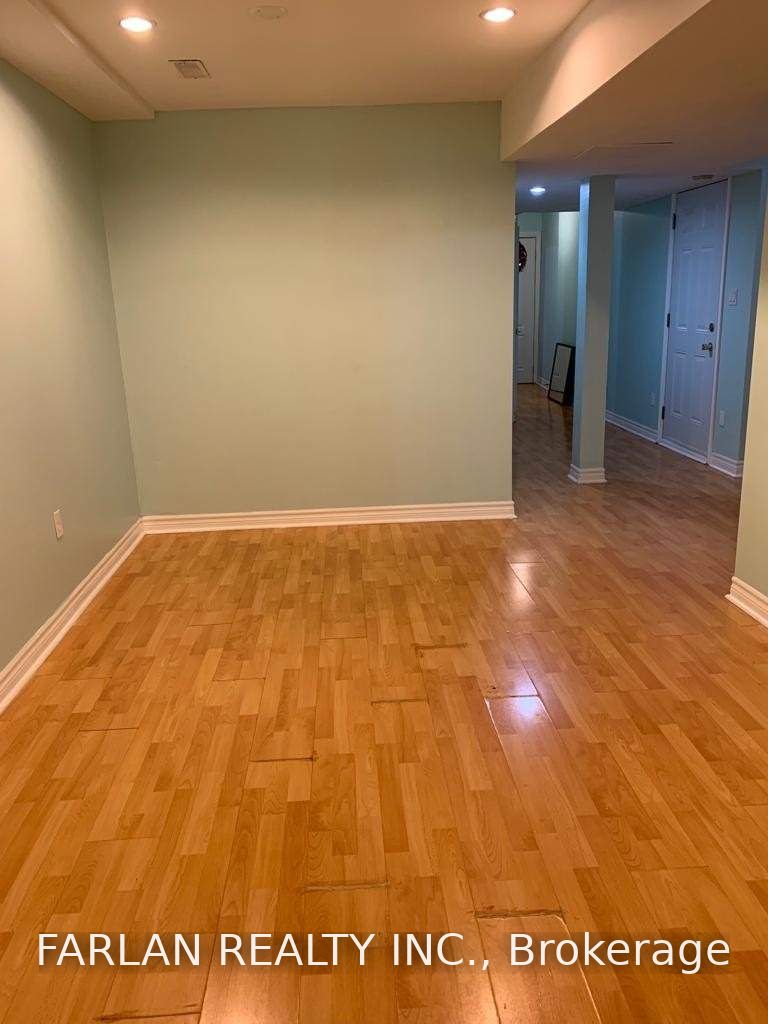 34 Chart Avenue Bsmt., Vaughan, ON L6A 2Y3 photo 4