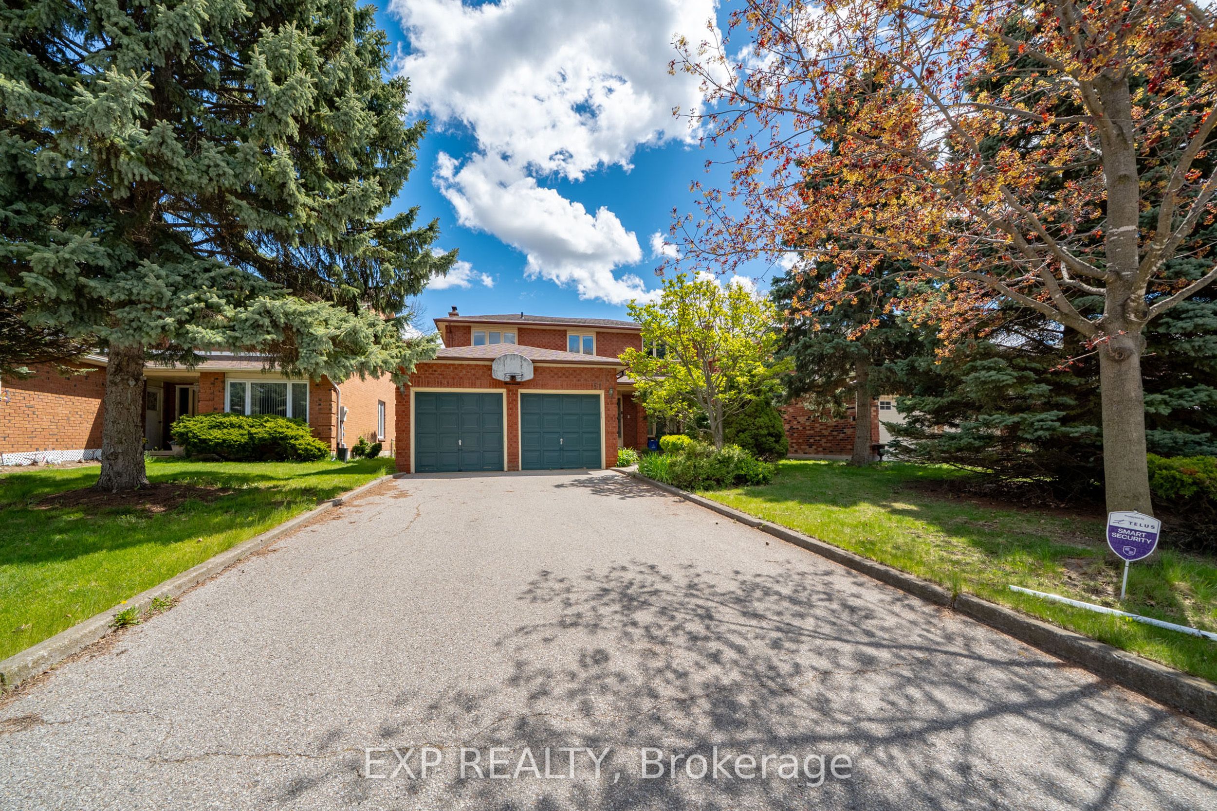 51 Sanderson Crescent, Richmond Hill, ON L4C 5L5 photo 5