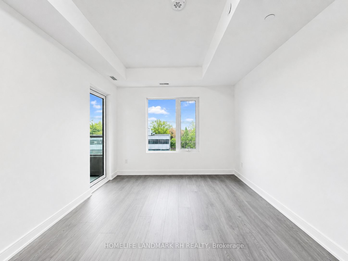 715 Davis Drive 507, Newmarket, ON L3Y 0J2 photo 3
