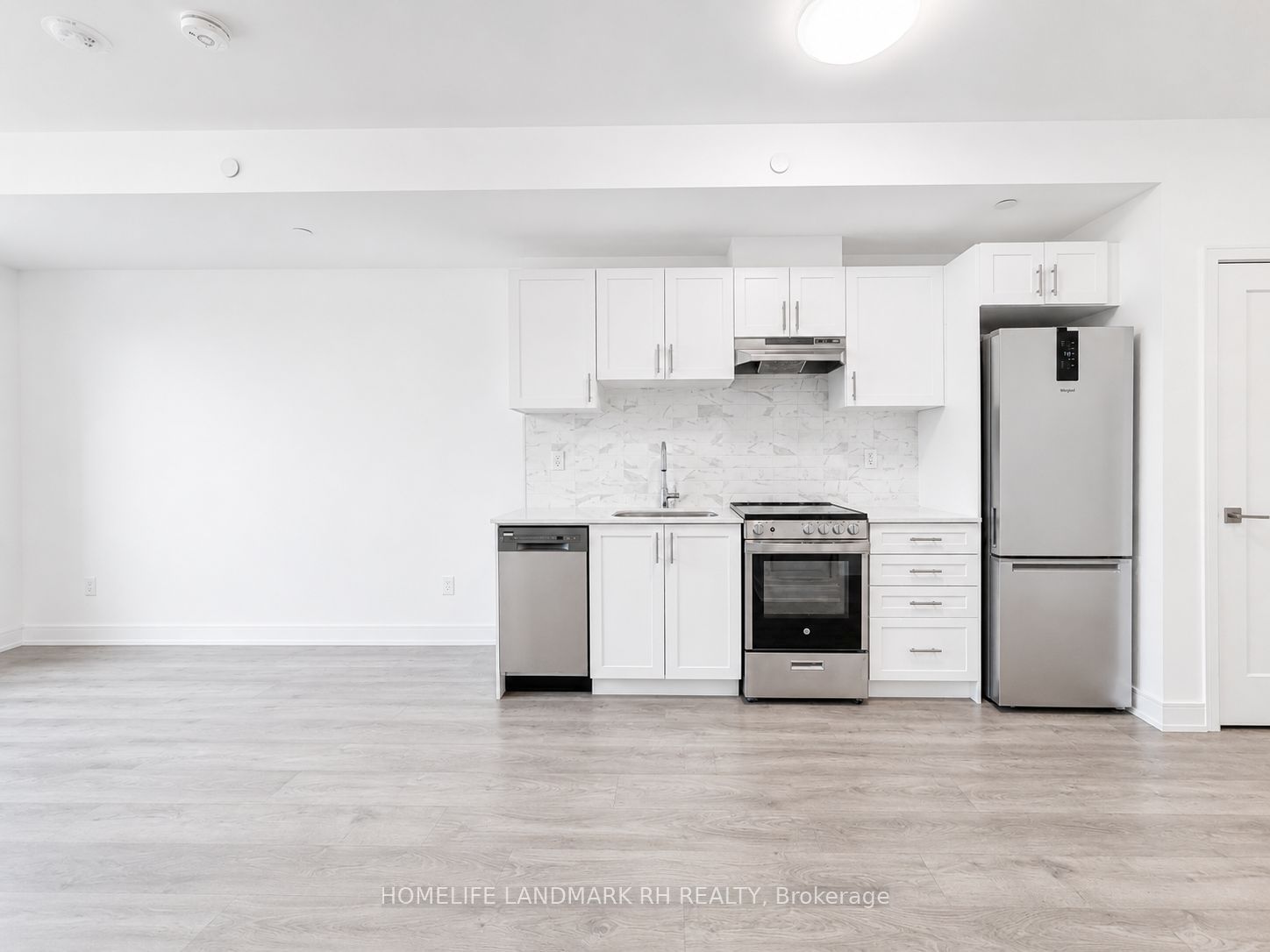 715 Davis Drive 507, Newmarket, ON L3Y 0J2 photo 5