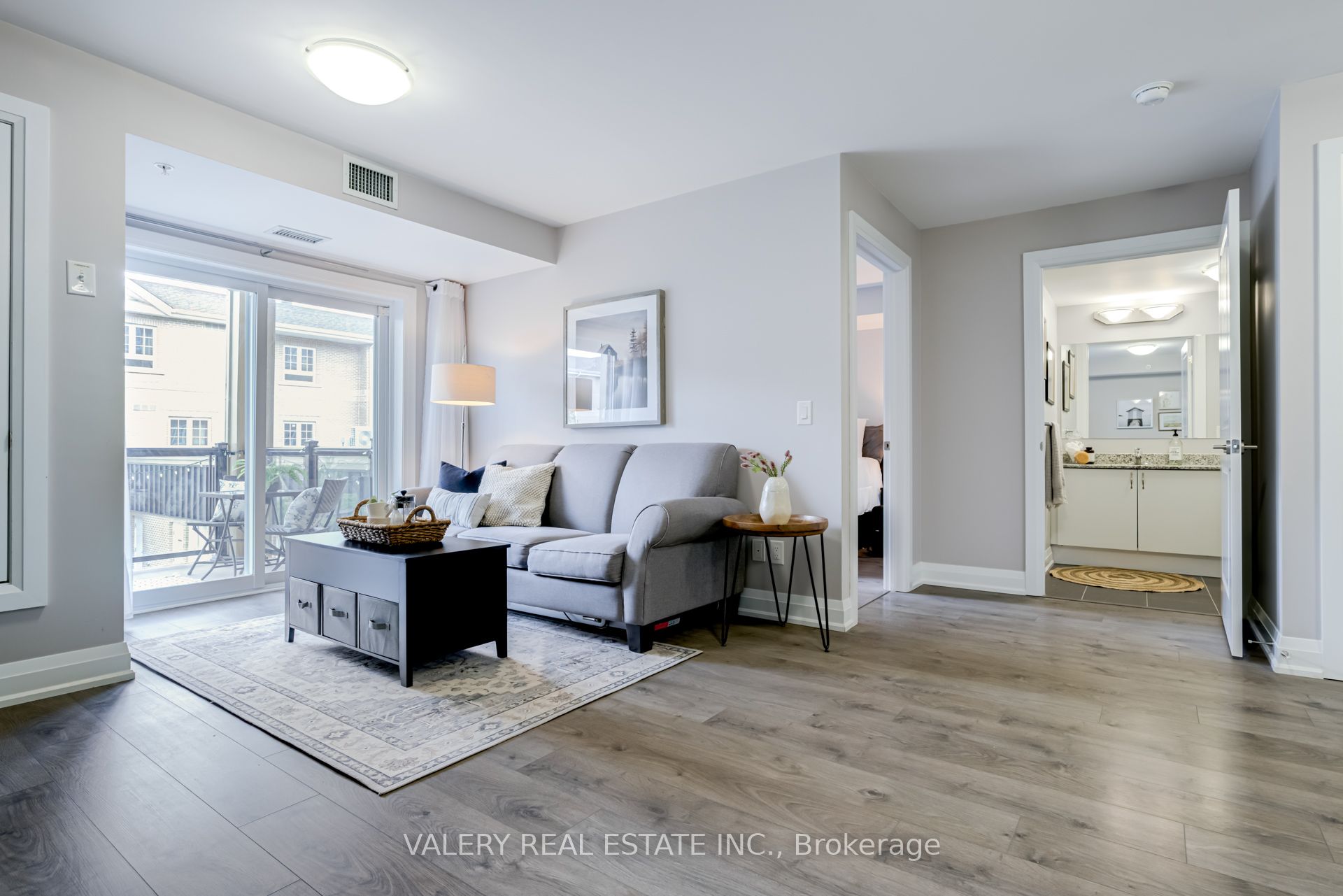 481 Rupert Avenue 226, Whitchurch-Stouffville, ON L4A 1Y7 photo 4