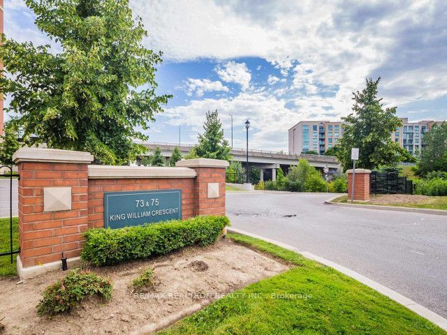 73 King William Crescent 201, Richmond Hill, ON L4B 0C2 photo 2