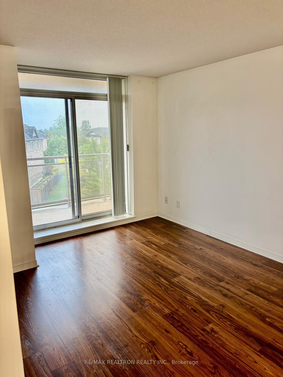 73 King William Crescent 201, Richmond Hill, ON L4B 0C2 photo 5