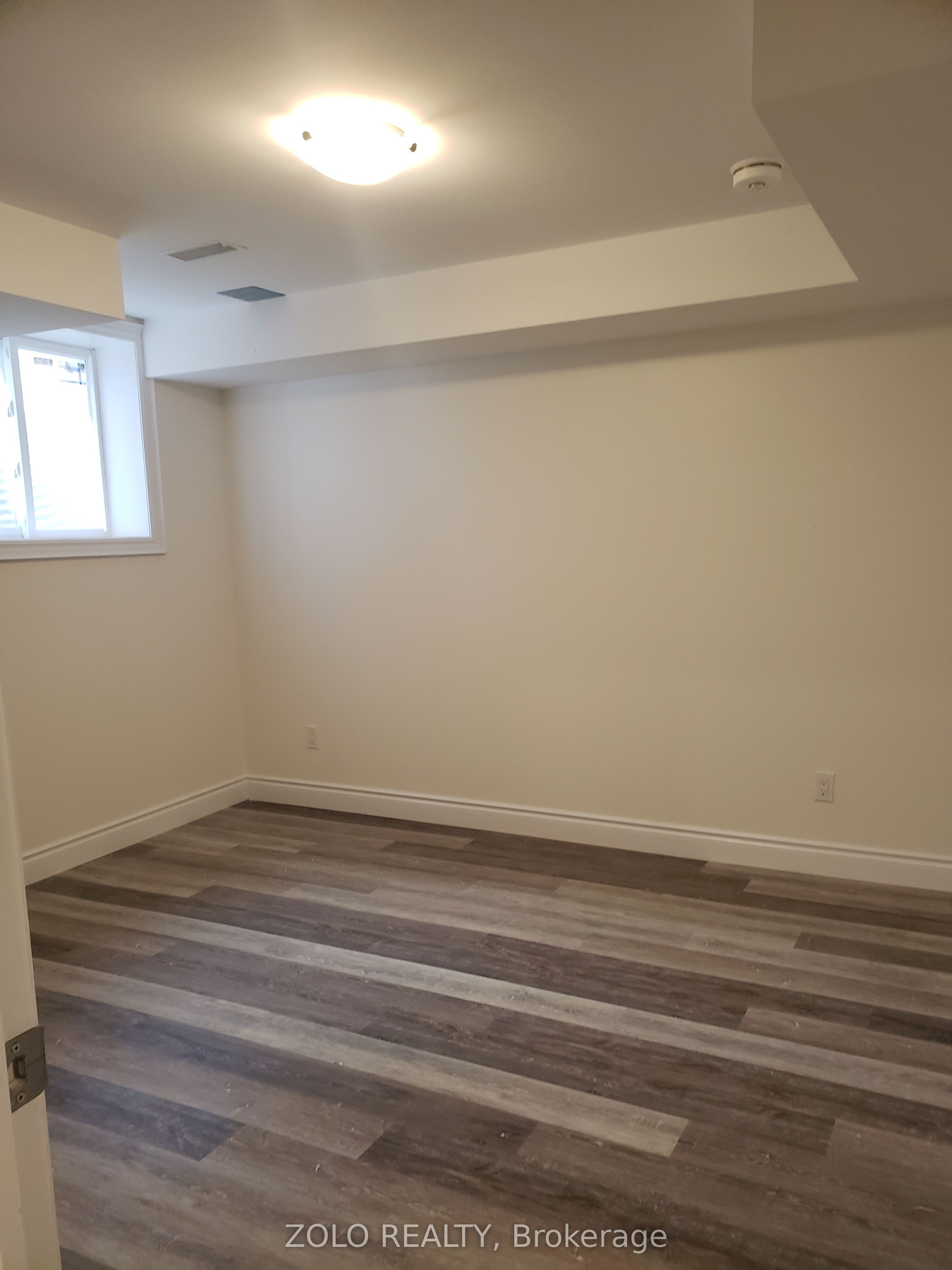 58 Gibson Circle Lower, Bradford West Gwillimbury, ON L3Z 0X1 photo 4