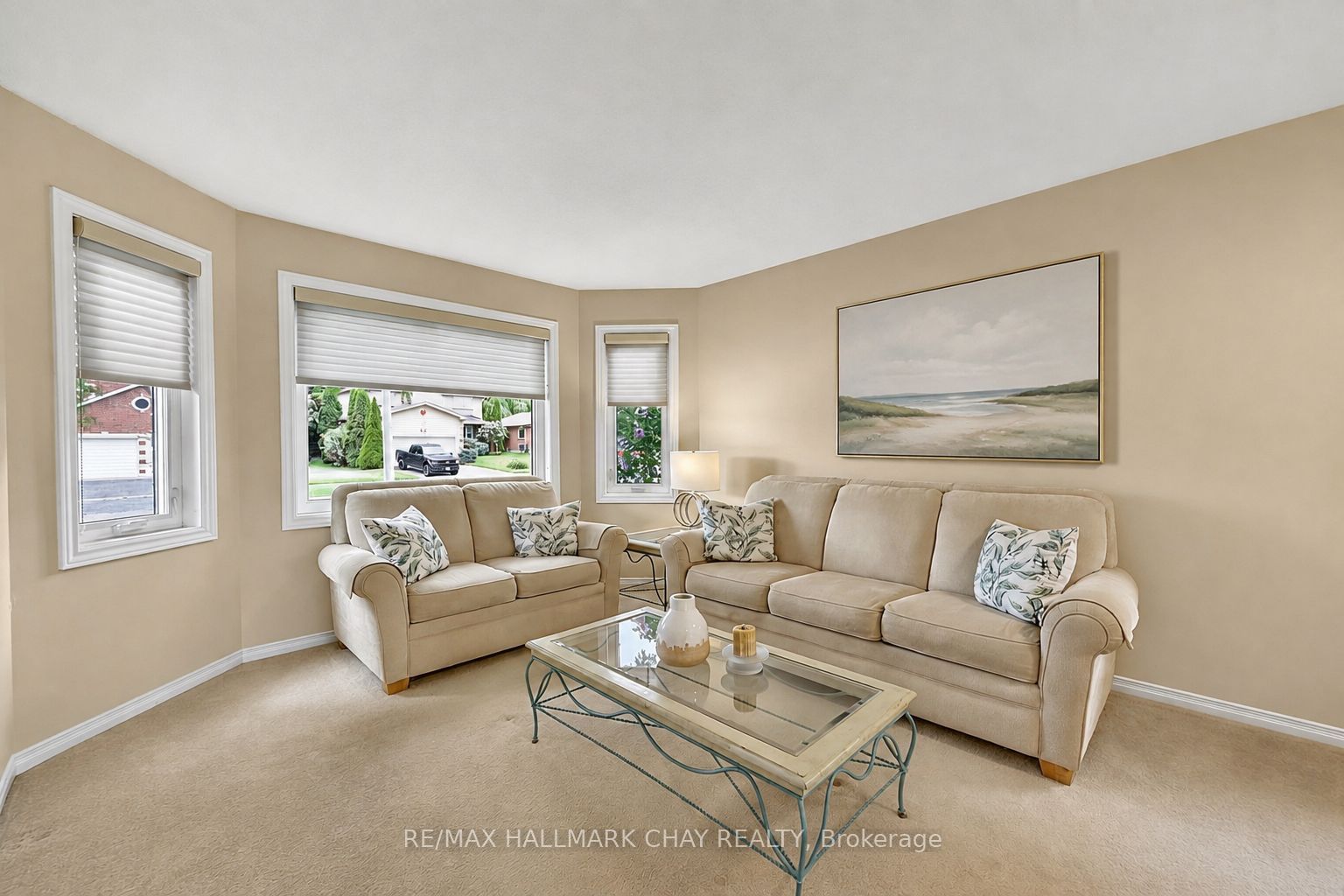 207 Melbourne Drive, Bradford West Gwillimbury, ON L3Z 2Y8 photo 4