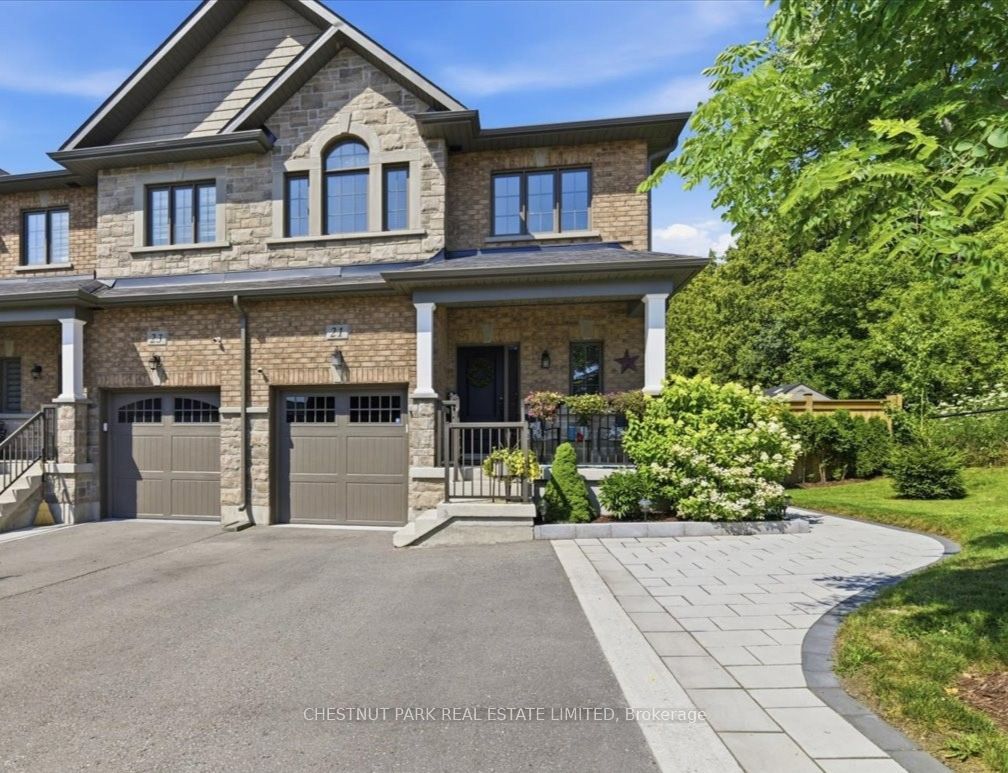 21 Gord Matthews Way, Uxbridge, ON L9P 0E9