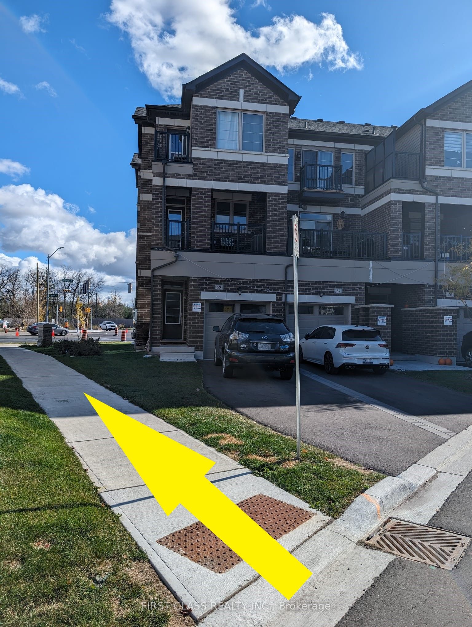 656 Copper Creek Drive, Markham, ON L6B 1R2 photo 2