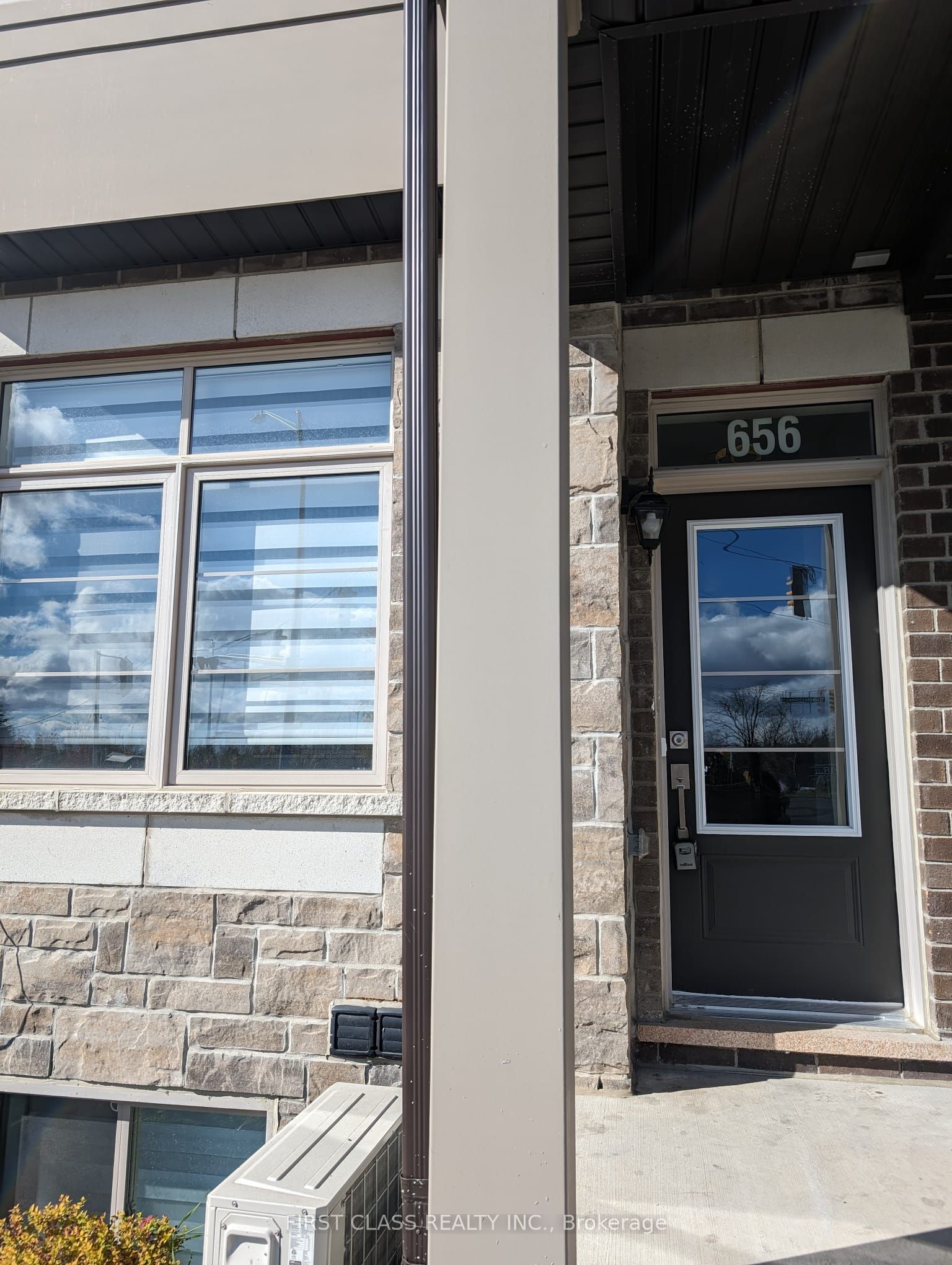 656 Copper Creek Drive, Markham, ON L6B 1R2 photo 4