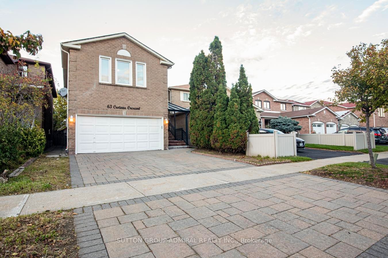 63 Croteau Crescent Main flr, Vaughan, ON L4J 5S8 photo 2
