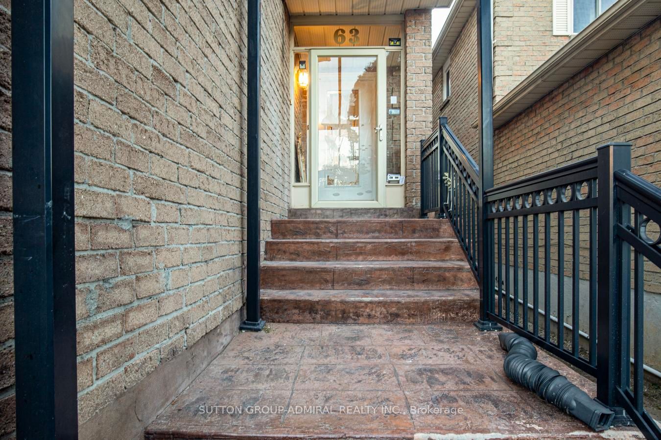 63 Croteau Crescent Main flr, Vaughan, ON L4J 5S8 photo 4