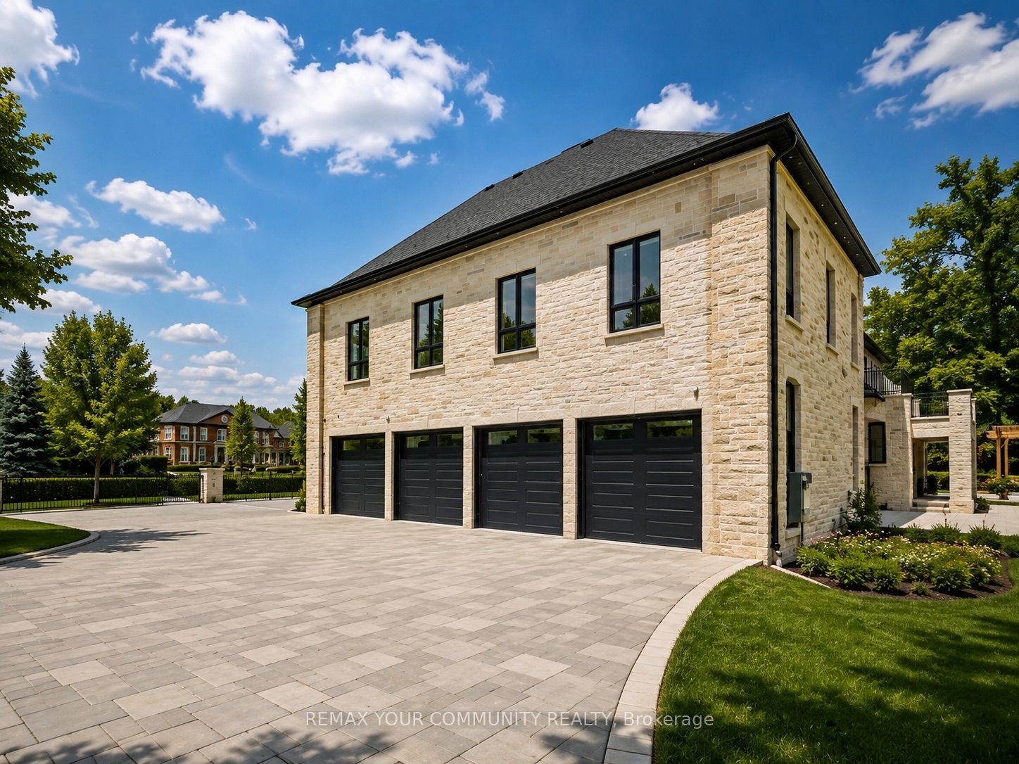 15 Eden Vale Drive, King, ON L7B 1L8 photo 4