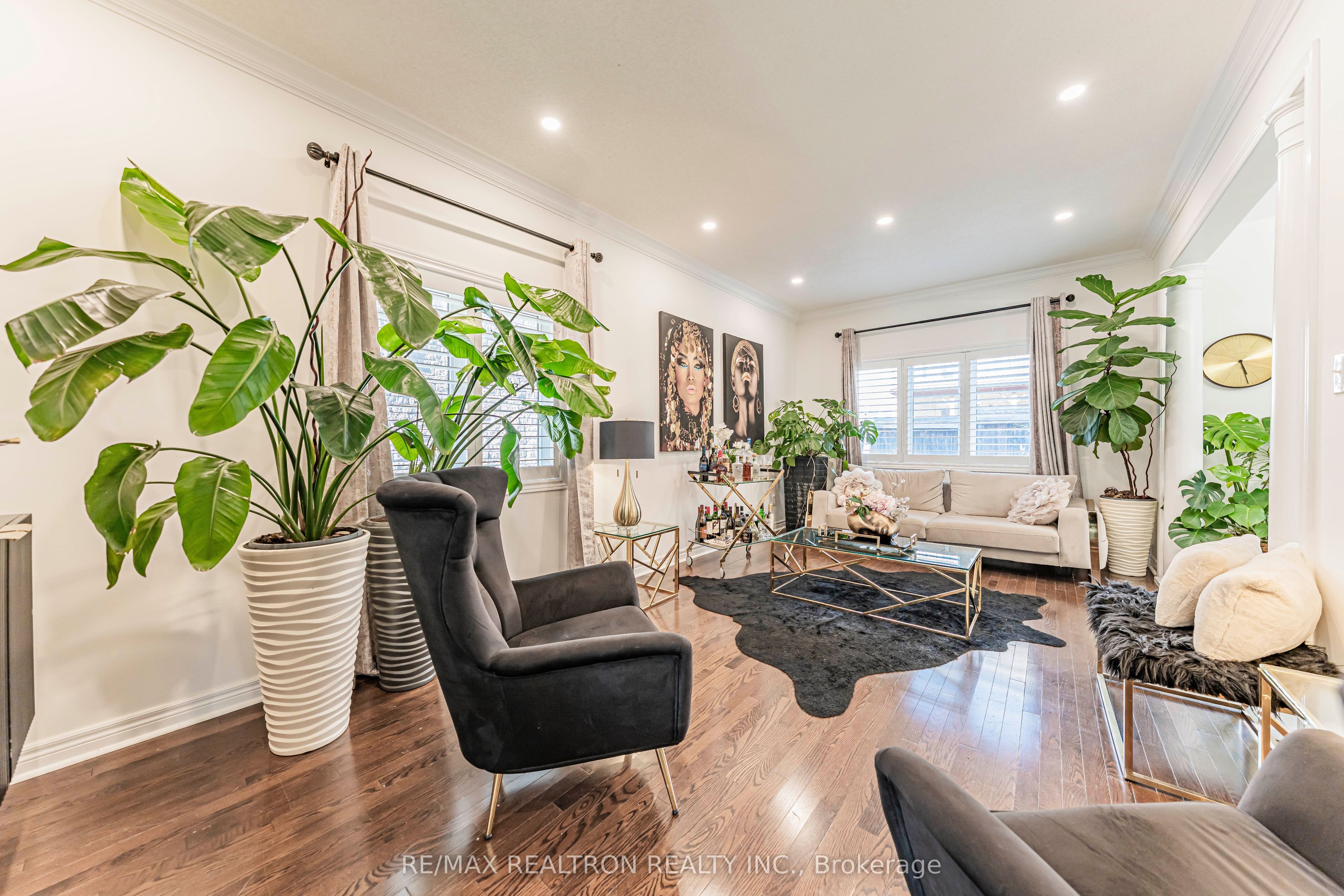 388 Kwapis Boulevard #Main, Newmarket, ON L3X 3H4 photo 4