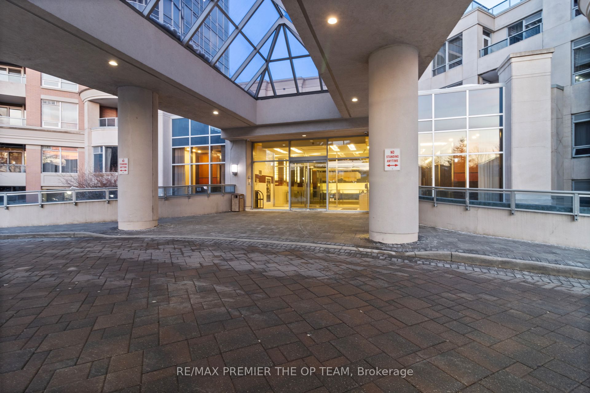 23 Cox Boulevard 1077, Markham, ON L3R 7Z9 photo 4