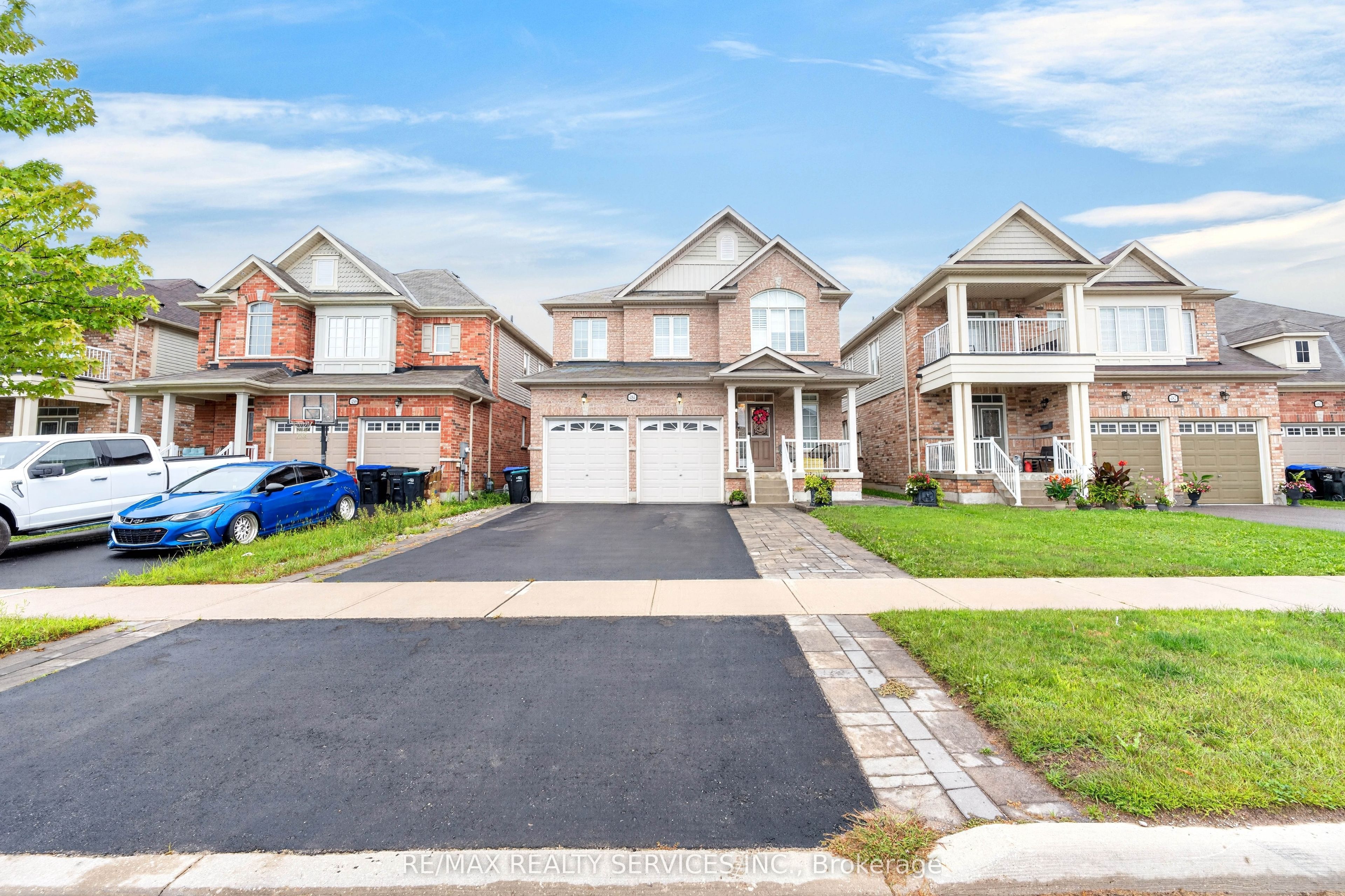 484 Greenwood Drive, Essa, ON L0M 1B4 photo 3