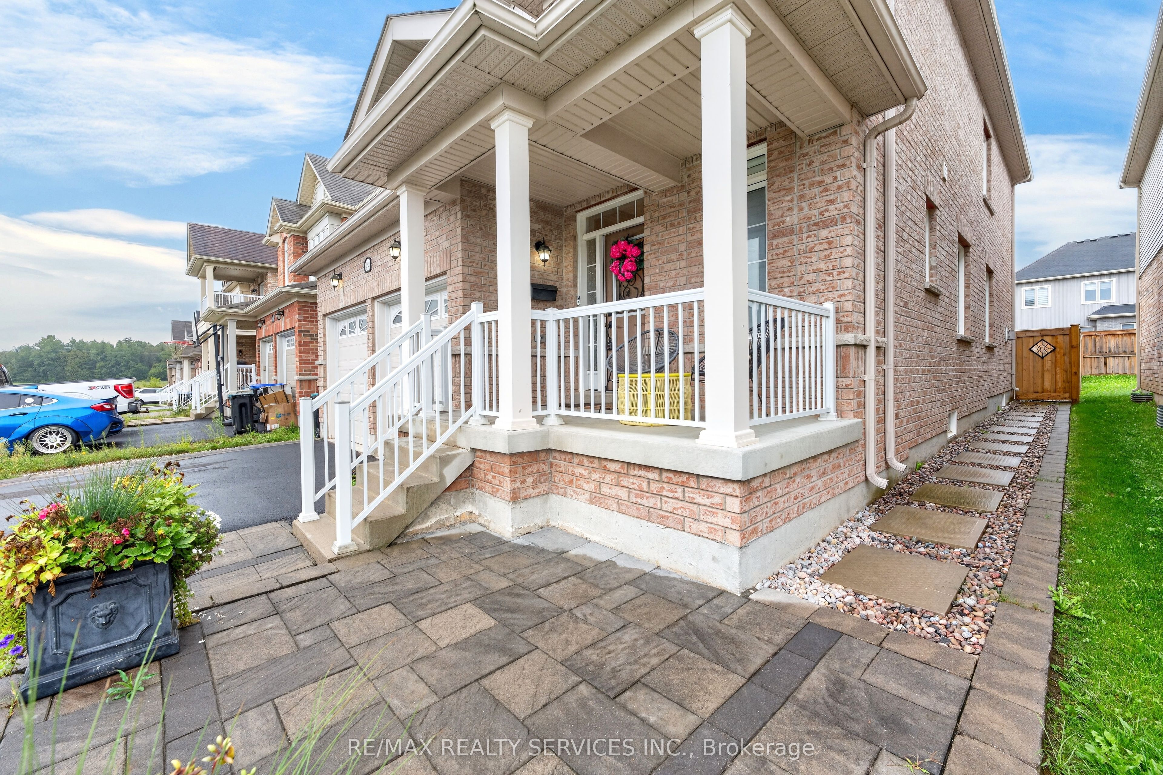 484 Greenwood Drive, Essa, ON L0M 1B4 photo 4