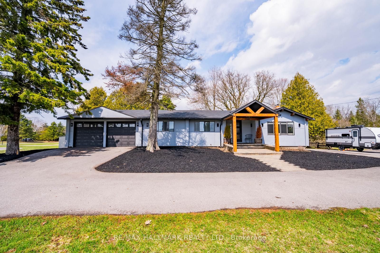 5C Mill Run Gate, Uxbridge, ON L0C 1A0