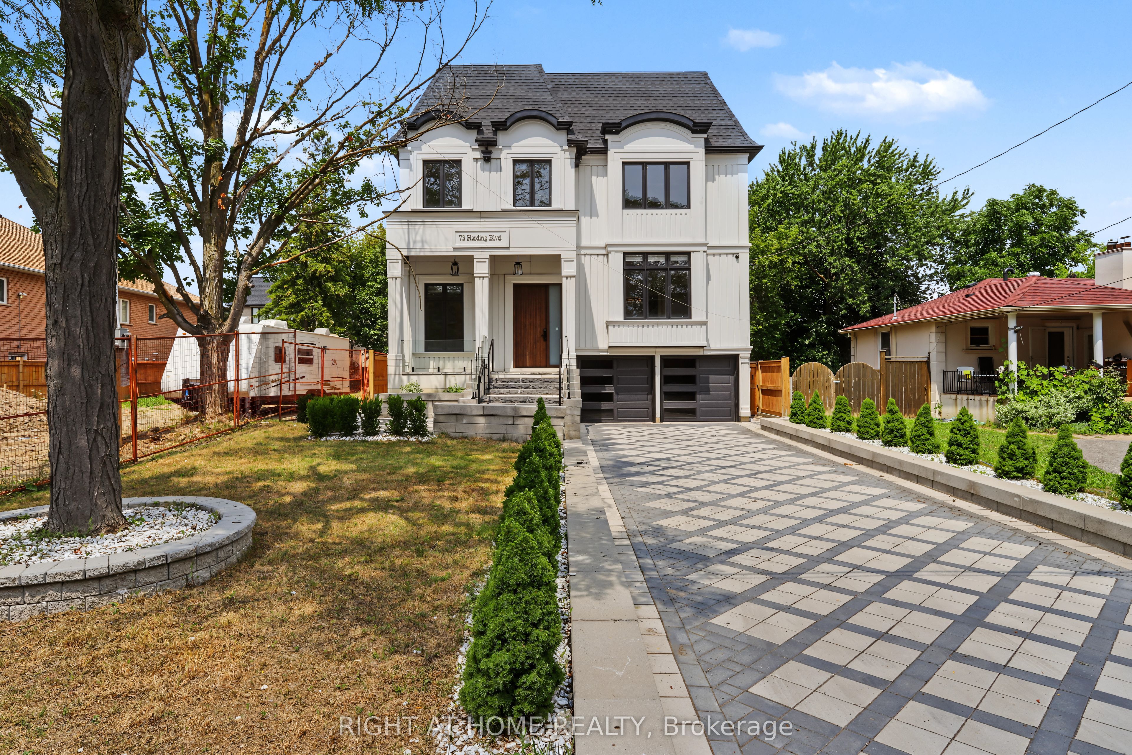 73 Harding Boulevard, Richmond Hill, ON L4C 1S7