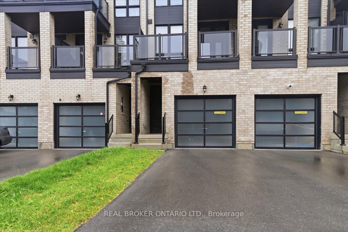 112 Stauffer Crescent, Markham, ON L6B 1R1