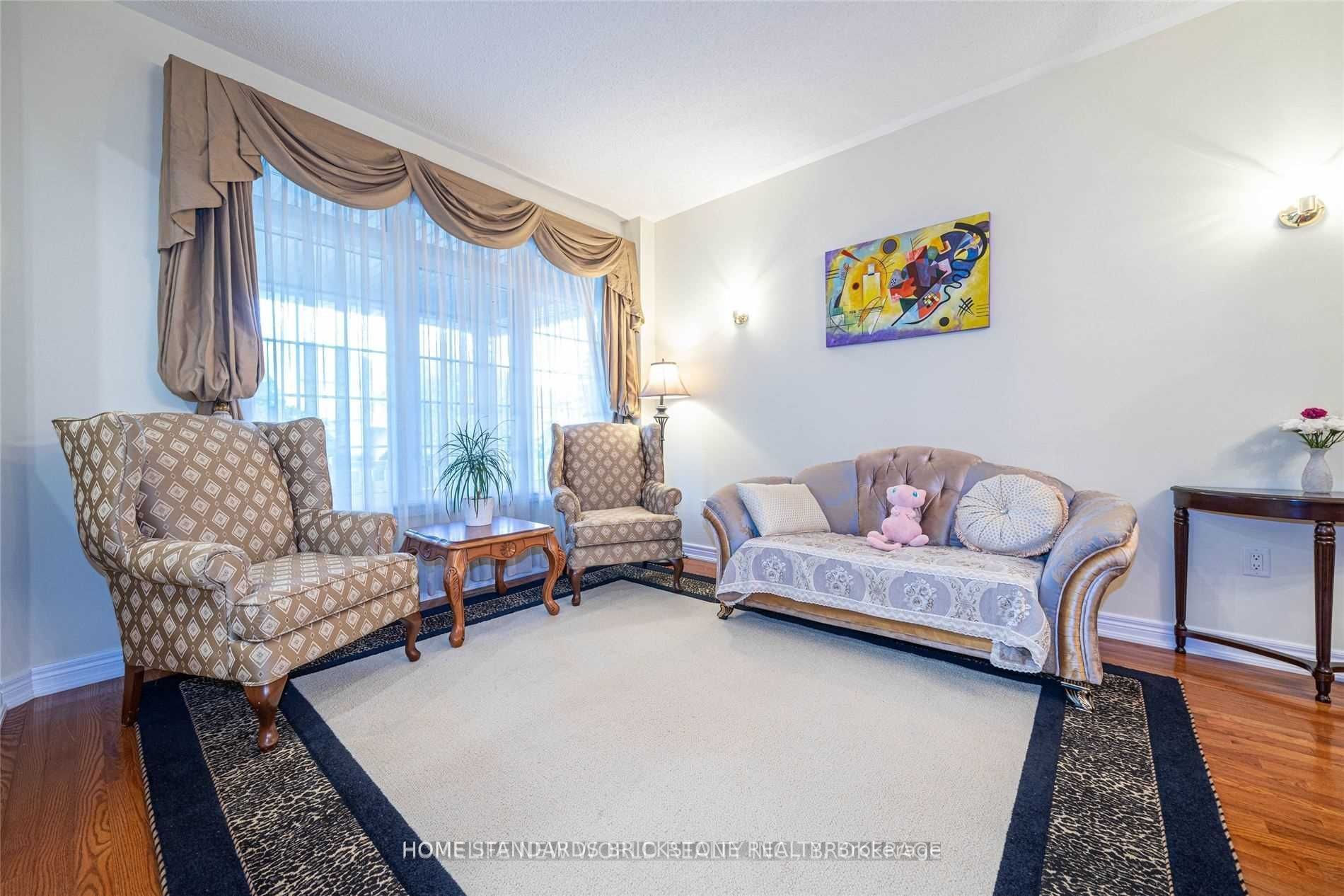 77 Summeridge Drive, Vaughan, ON L4J 8T3 photo 4