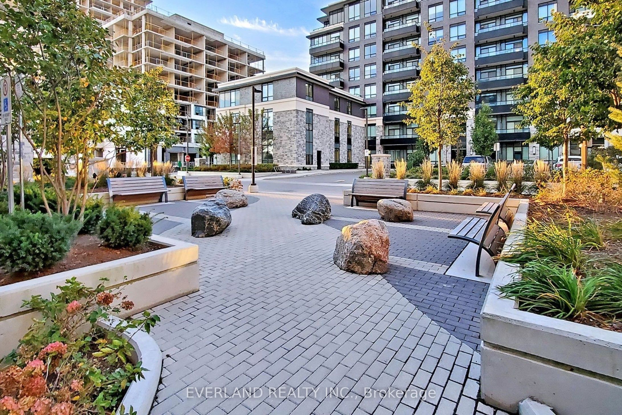 15 Water Walk Drive 206, Markham, ON L6G 0G2 photo 5