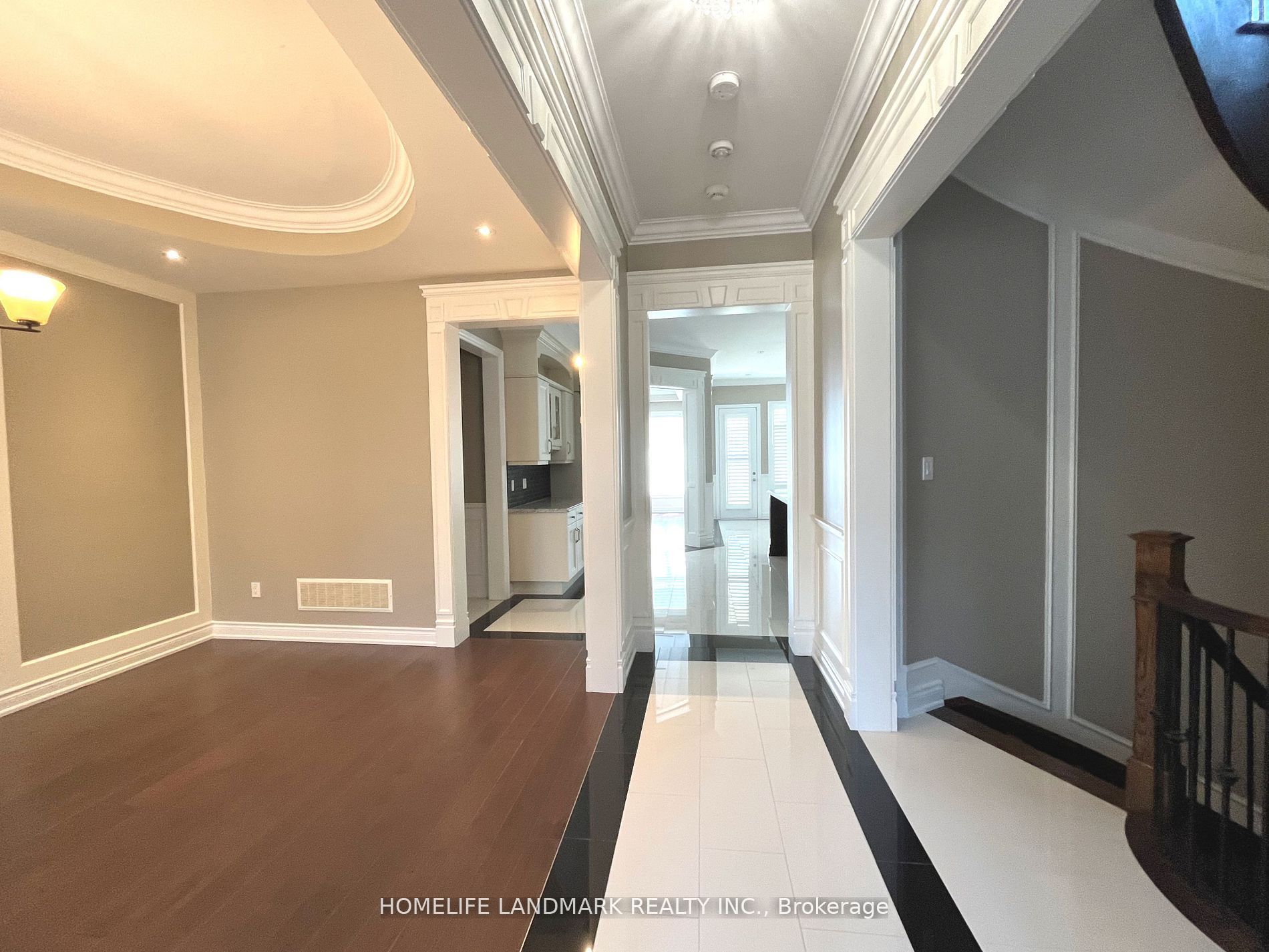 39 Larkin Avenue, King, ON L7B 0N9 photo 4